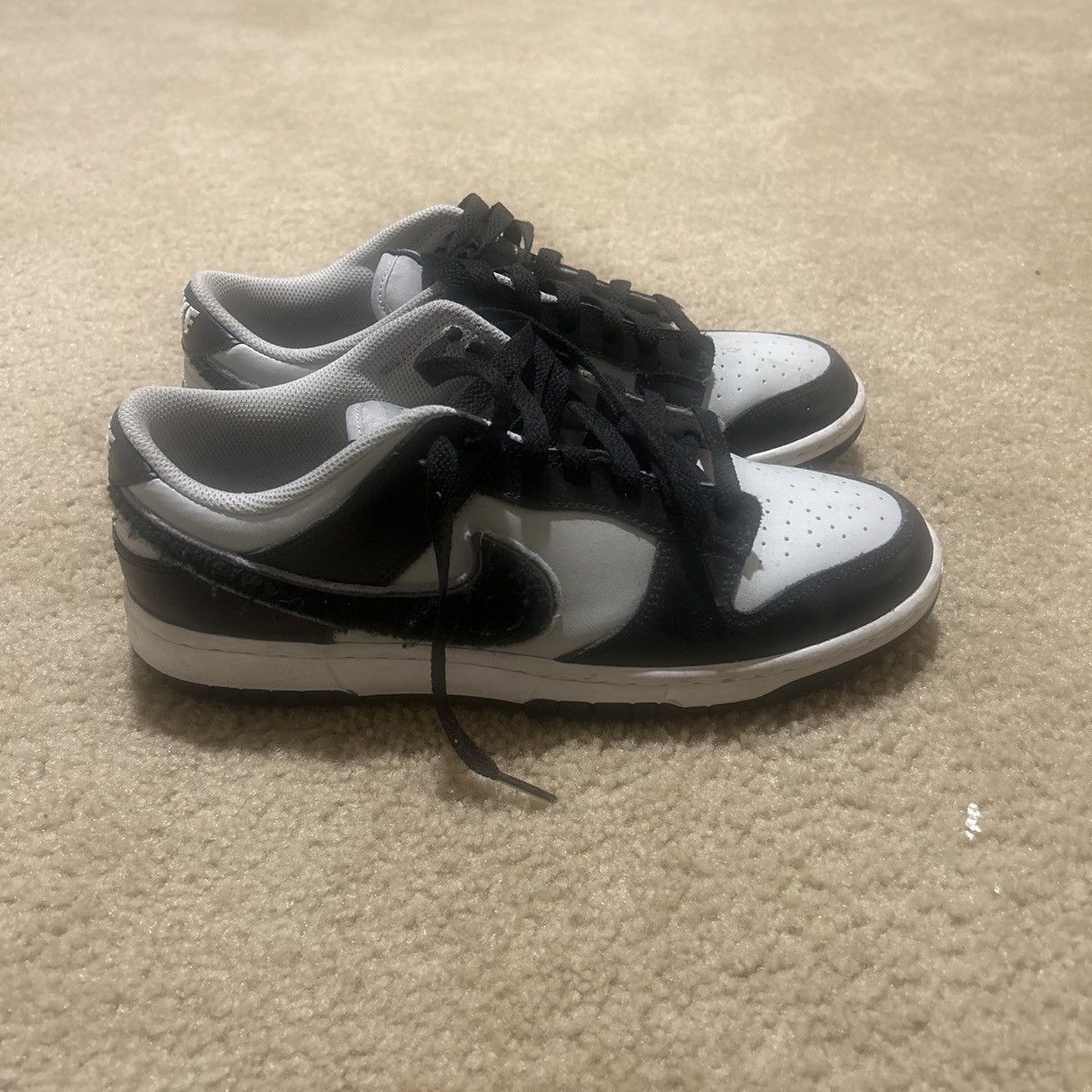 Nike Nike Dunk Low Chenille Swoosh Size US 9.5 / EU 42-43 - 2 Thumbnail