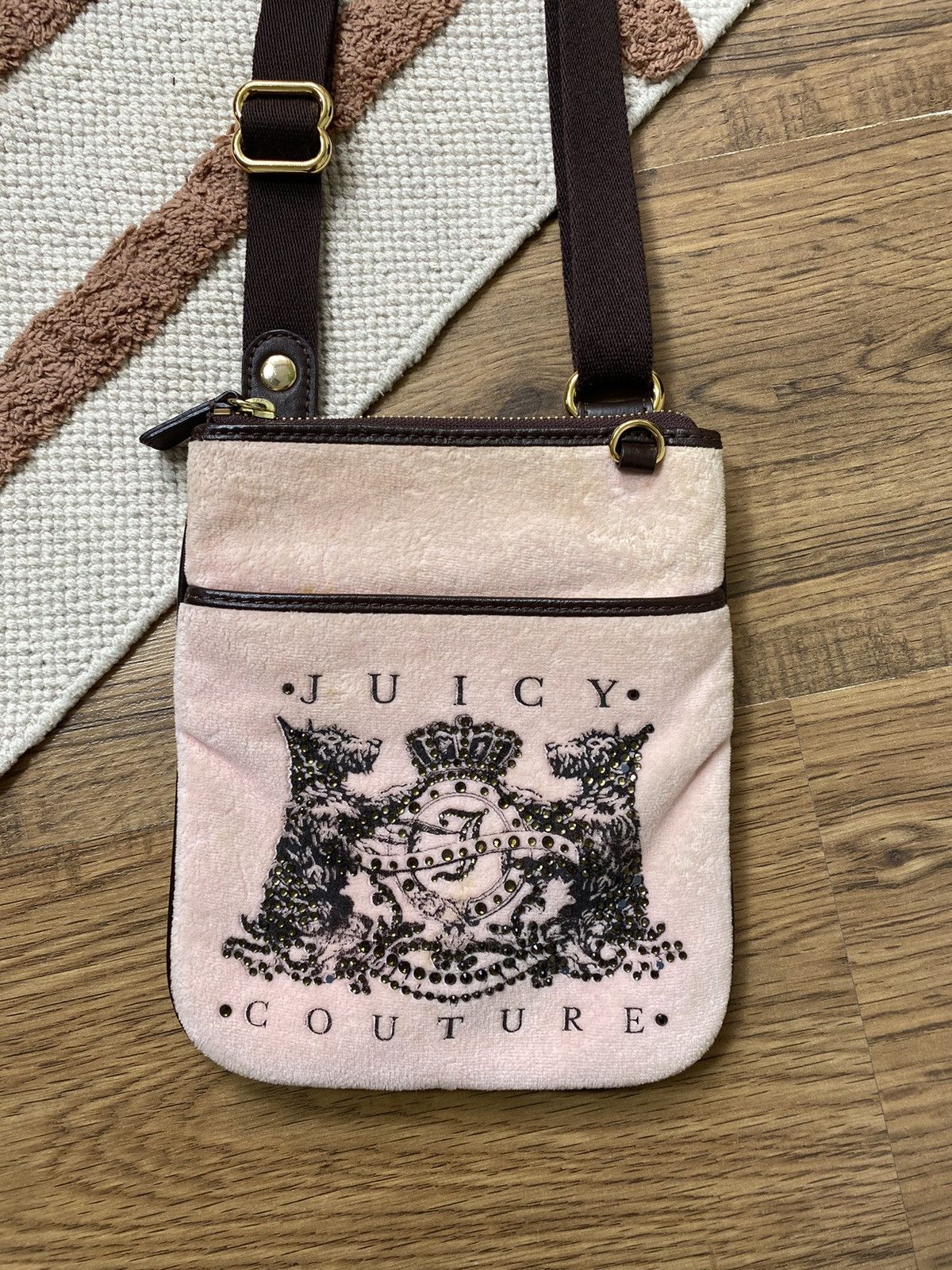 Juicy Couture CUTE VELOUR VINTAGE JUICY COUTURE CROSSBODY BAG Size ONE SIZE - 2 Thumbnail
