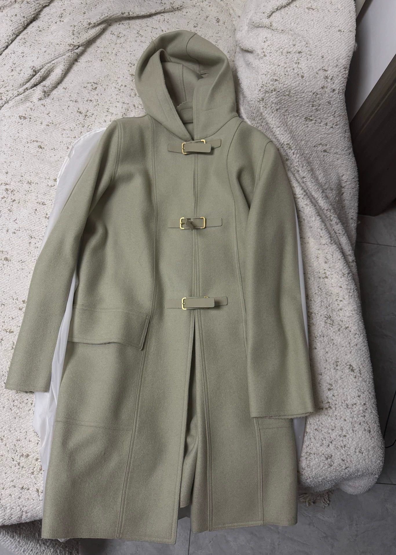 Loro Piana Hooded Buckle-Front Long Coat Size US S / EU 44-46 / 1 - 1 Thumbnail