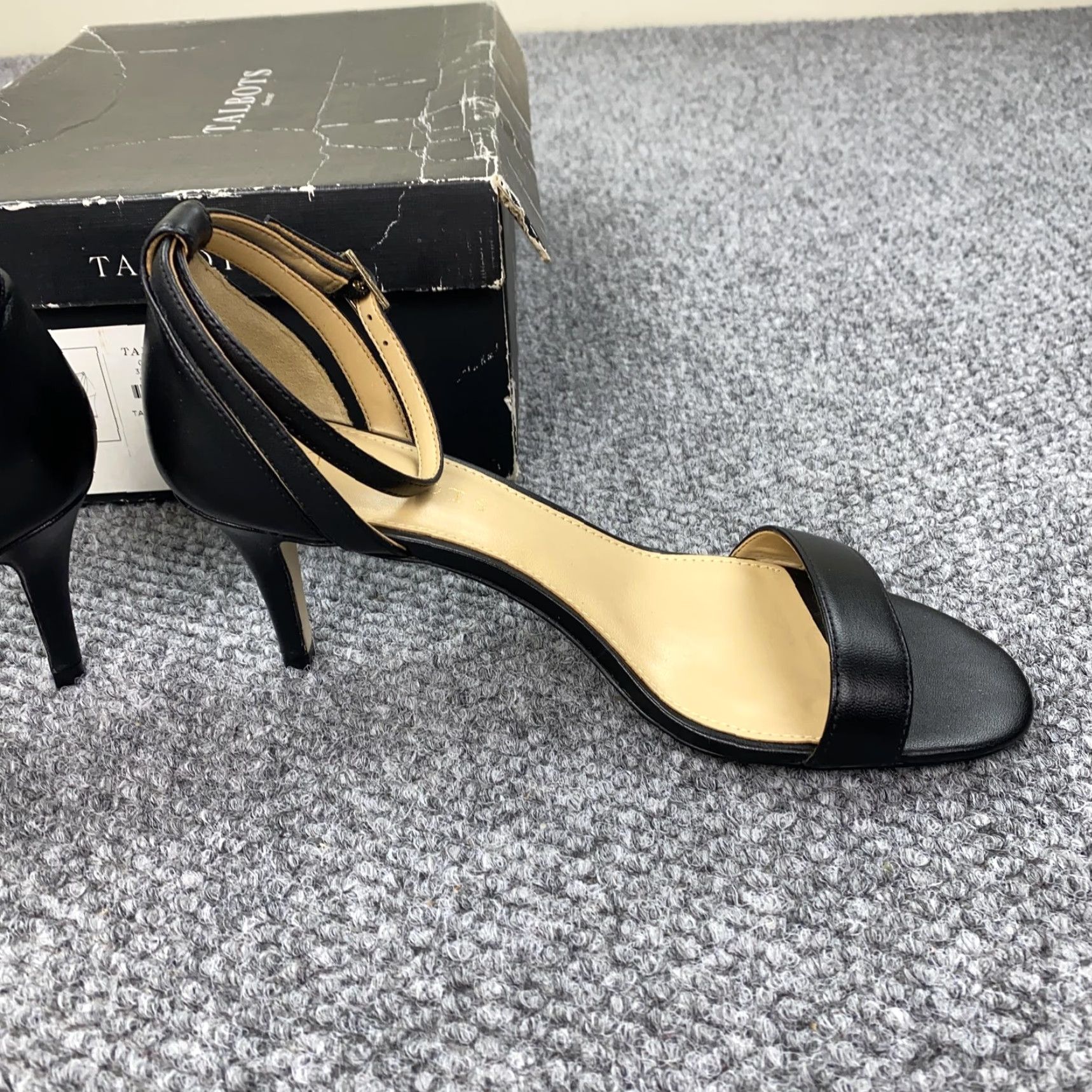 Talbots Talbots Shoes Womens Size 7 Black Strappy Ankle Strap Kitten Heels Open Toe Buckle Size M / US 6-8 / IT 42-44 - 5 Thumbnail