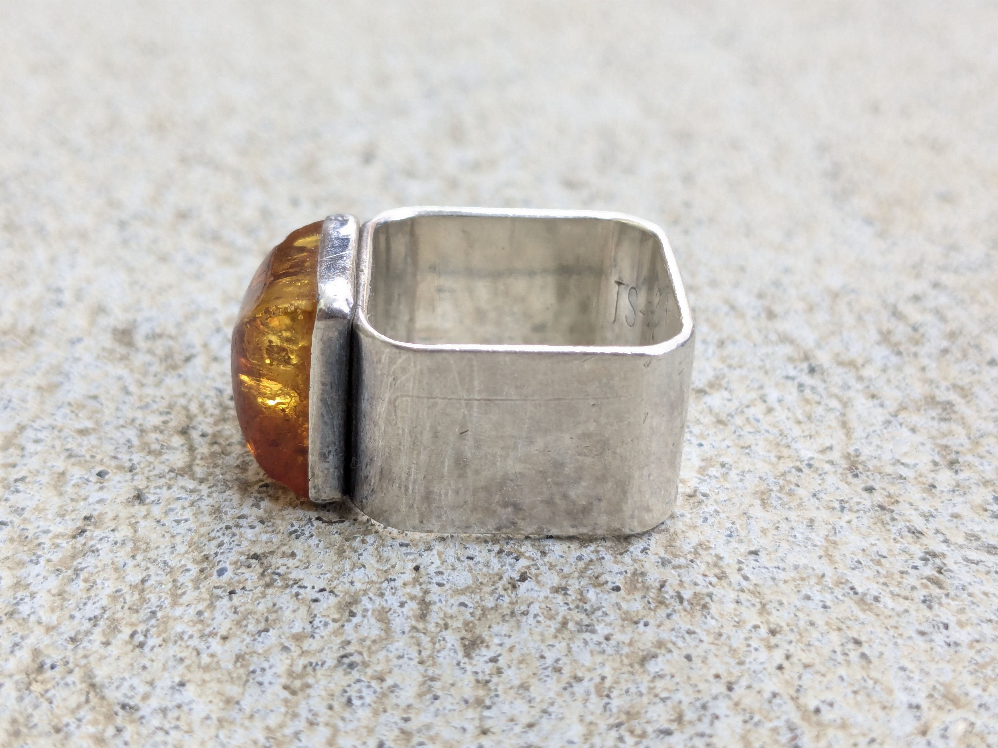 Vintage Vintage Sterling Silver Ring Size 9 Amber .925 Modern Size ONE SIZE - 3 Thumbnail