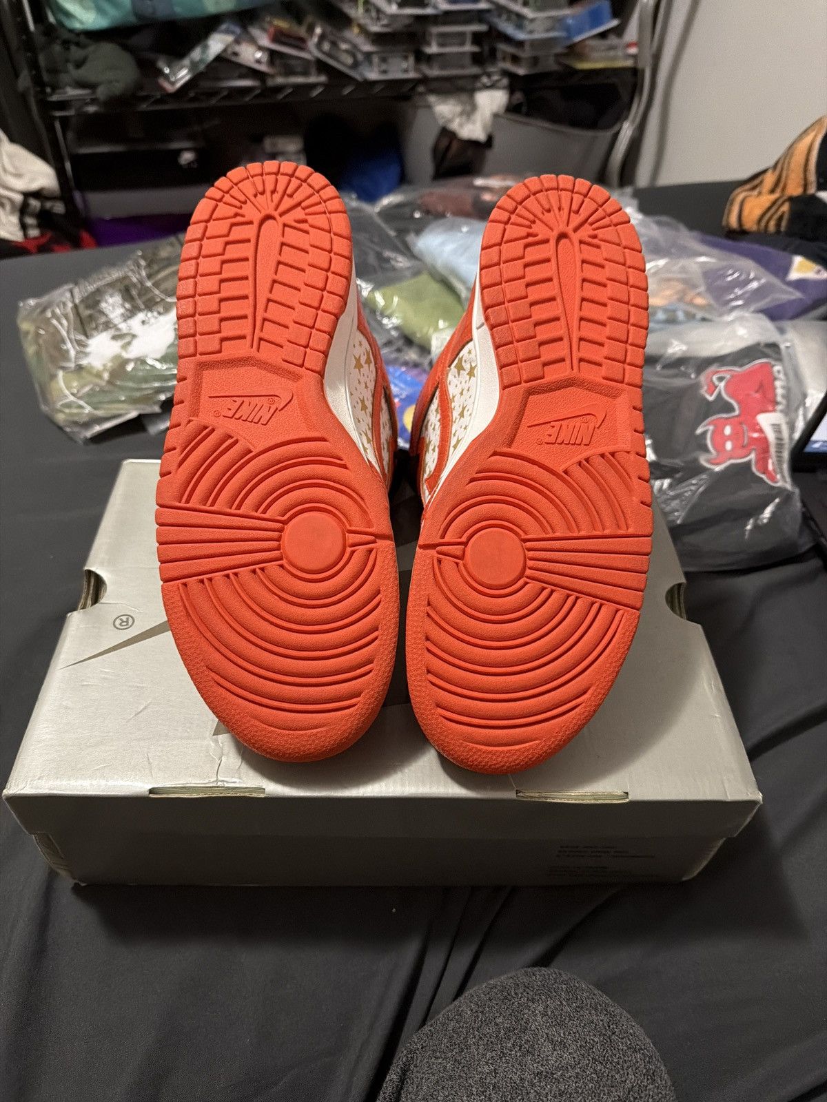 Nike × Supreme Supreme Dunk High Orange Stars Size US 10 / EU 43 - 3 Thumbnail