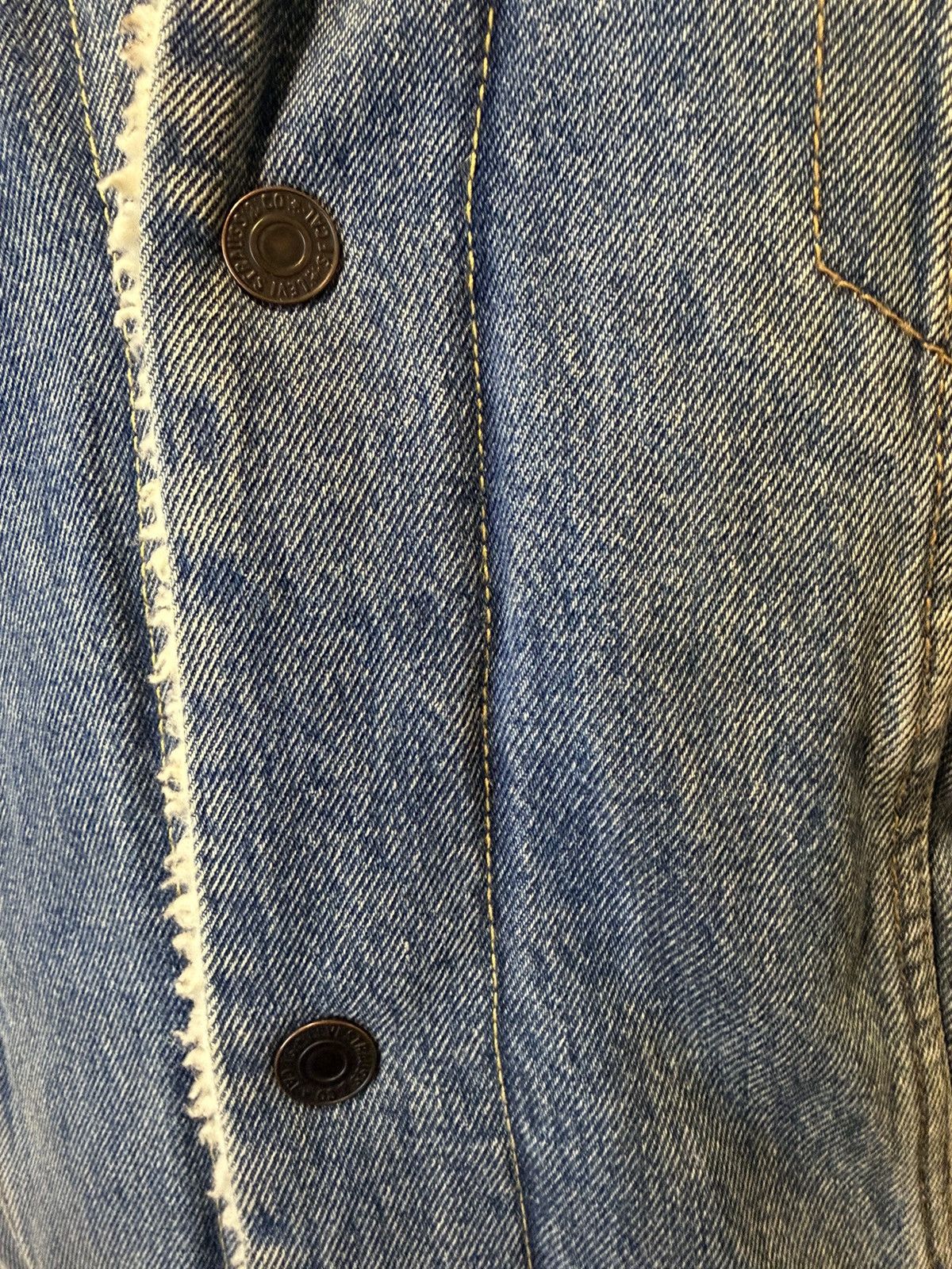 Levi's Vintage Clothing Levi’s Sherpa lined Denim jacket Size US XL / EU 56 / 4 - 3 Thumbnail