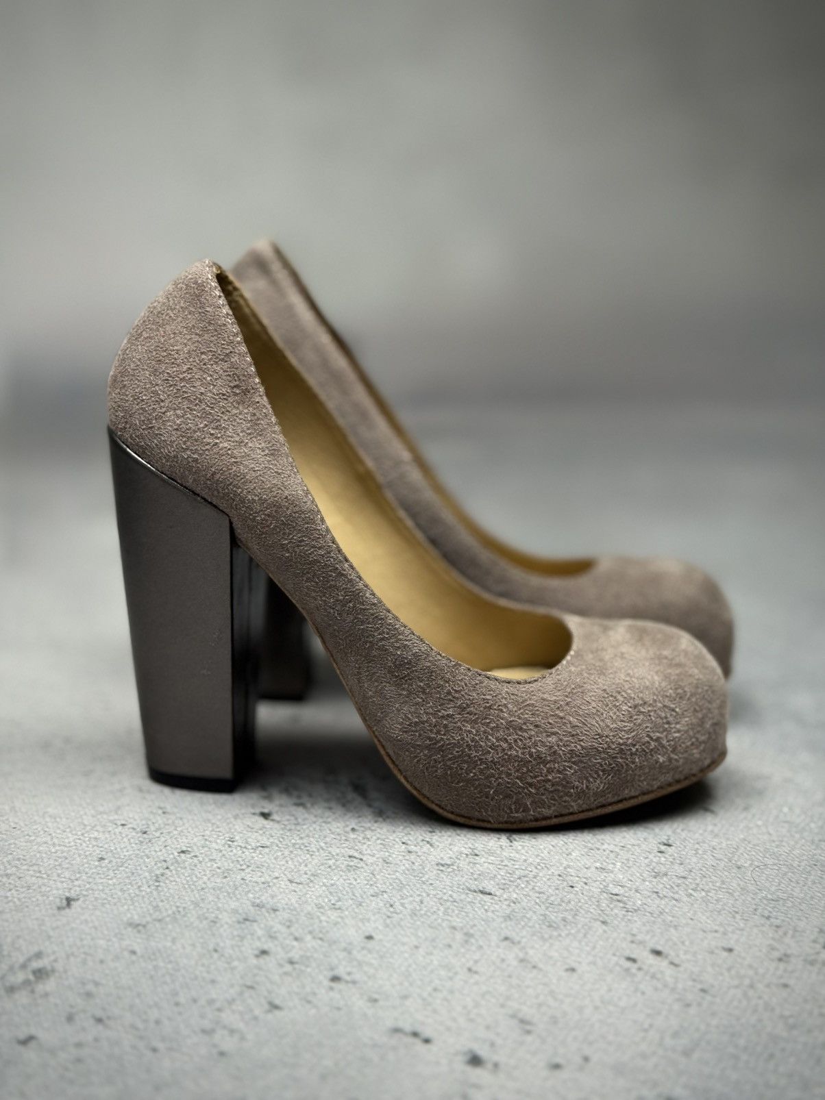 Acne Studios Vintage Acne Studios Taupe Suede Chunky Block Heel Pumps Lux Size US 7 / IT 37 - 1 Thumbnail