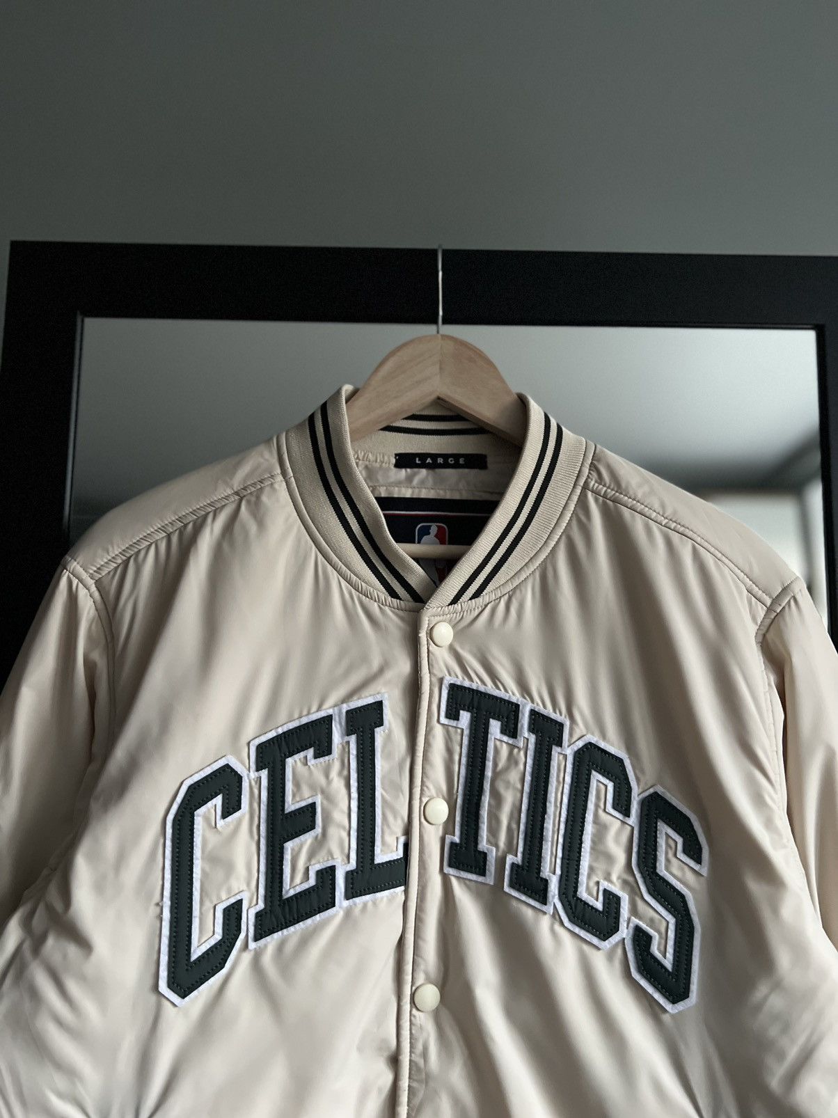 Boston Traders Boston Celtics Basketball Official Merchandise Jacket Size US L / EU 52-54 / 3 - 2 Thumbnail