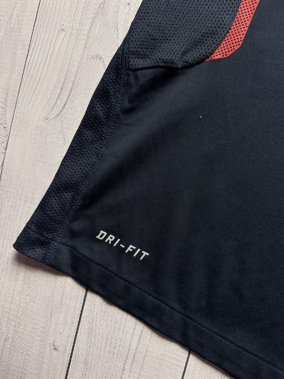 Nike × Vintage Vintage Arsenal soccer jersey size XL rare Size US XL / EU 56 / 4 - 4 Thumbnail