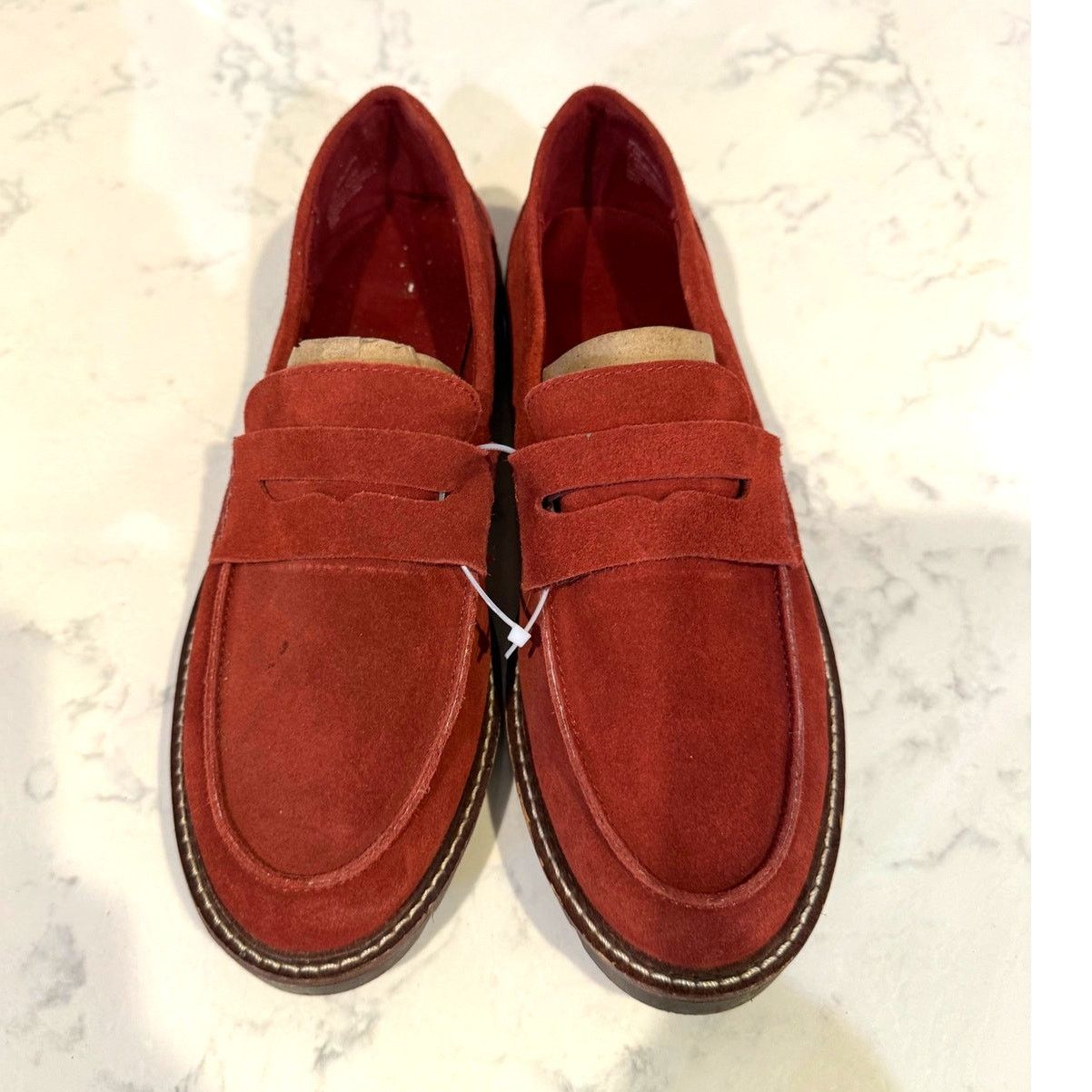 Anne Klein Anne Klein Emmylou Lug Sole Loafers suede maroon size 7 Size US 7 / IT 37 - 2 Thumbnail