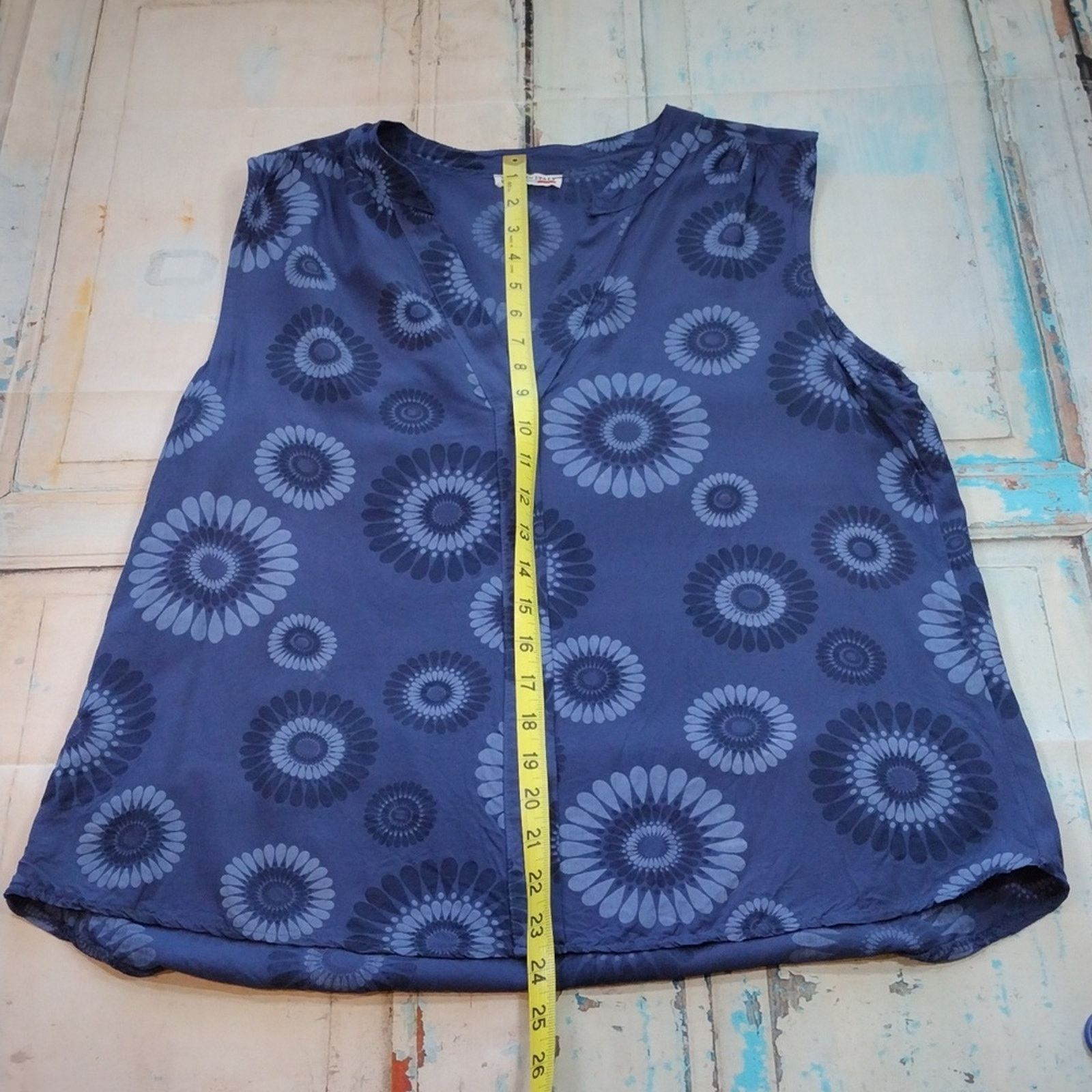 Other Linda Made In Italy Navy Blue Floral Flowy Tank Top Shirt Size XL / US 12-14 / IT 48-50 - 7 Thumbnail