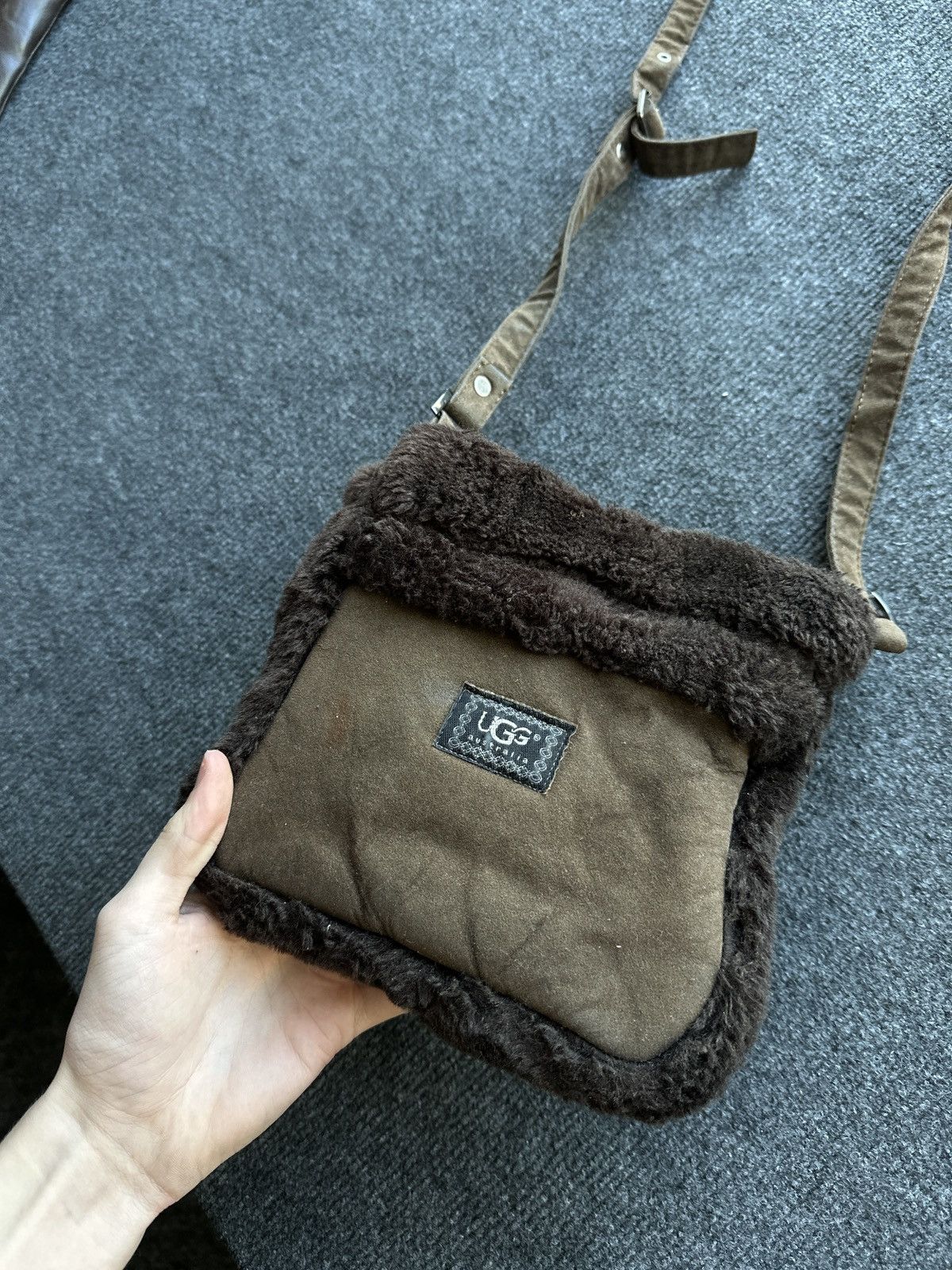 Ugg UGG AUSTRALIA 🚨 BROWN NATIVE BAG UNISEX Y2K Size ONE SIZE - 2 Thumbnail