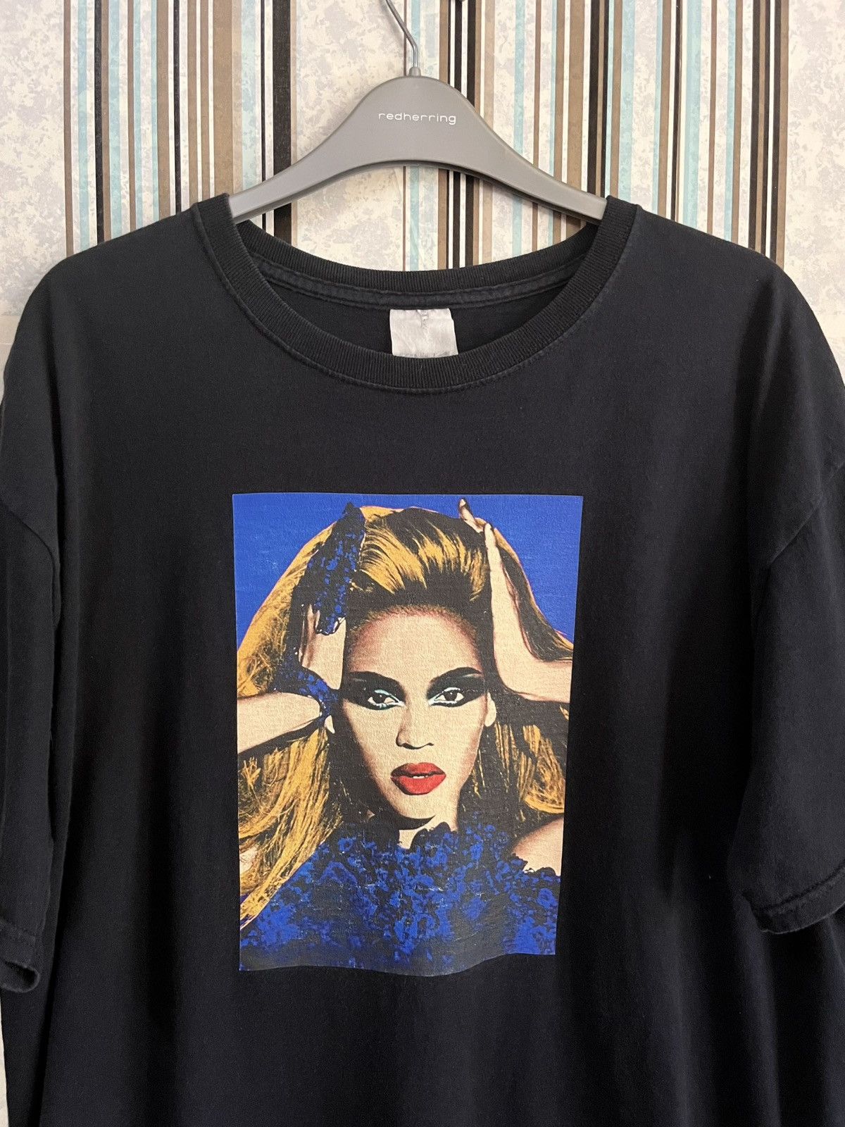 Beyonce 1990s beyonce photo art queen #D4 Size US XL / EU 56 / 4 - 2 Thumbnail