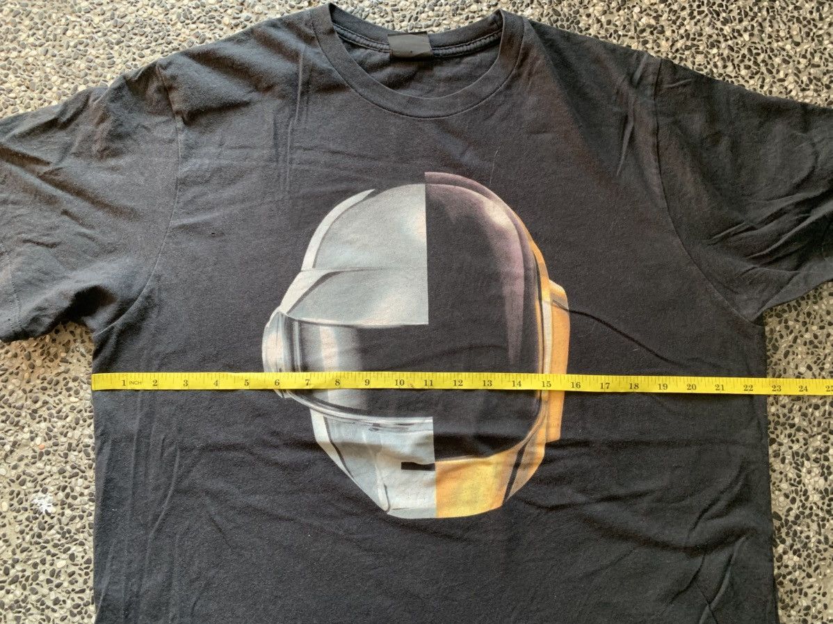 Vintage Vintage Daft Punk Electronic Duo Promo T shirt Size US XL / EU 56 / 4 - 7 Thumbnail