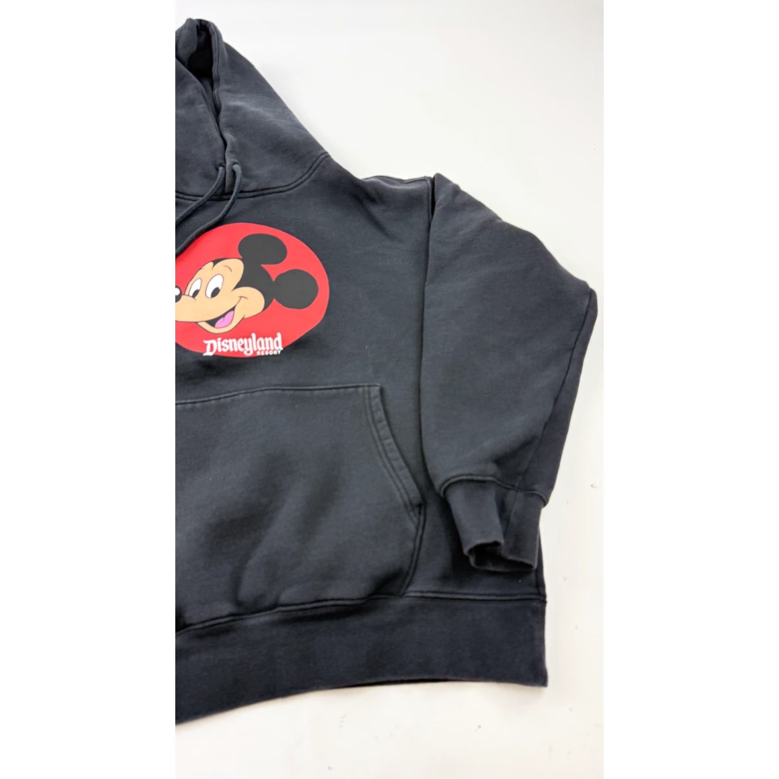 Disney Disneyland Mickey Mouse Hoodie Sweatshirt Mens Medium Black Graphic Pullover Size US M / EU 48-50 / 2 - 2 Thumbnail