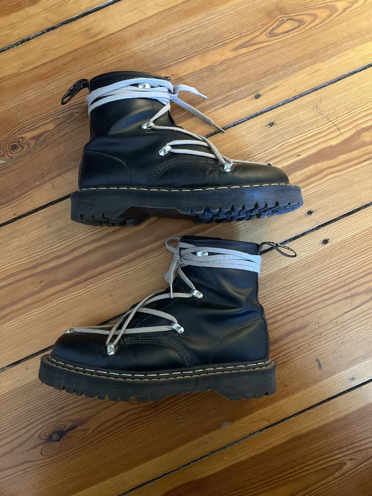 Dr. Martens × Rick Owens Dr. Martens x Rick Owens 1460 Bex Boots Black UK10 EU45 Size US 11 / EU 44 - 2 Thumbnail