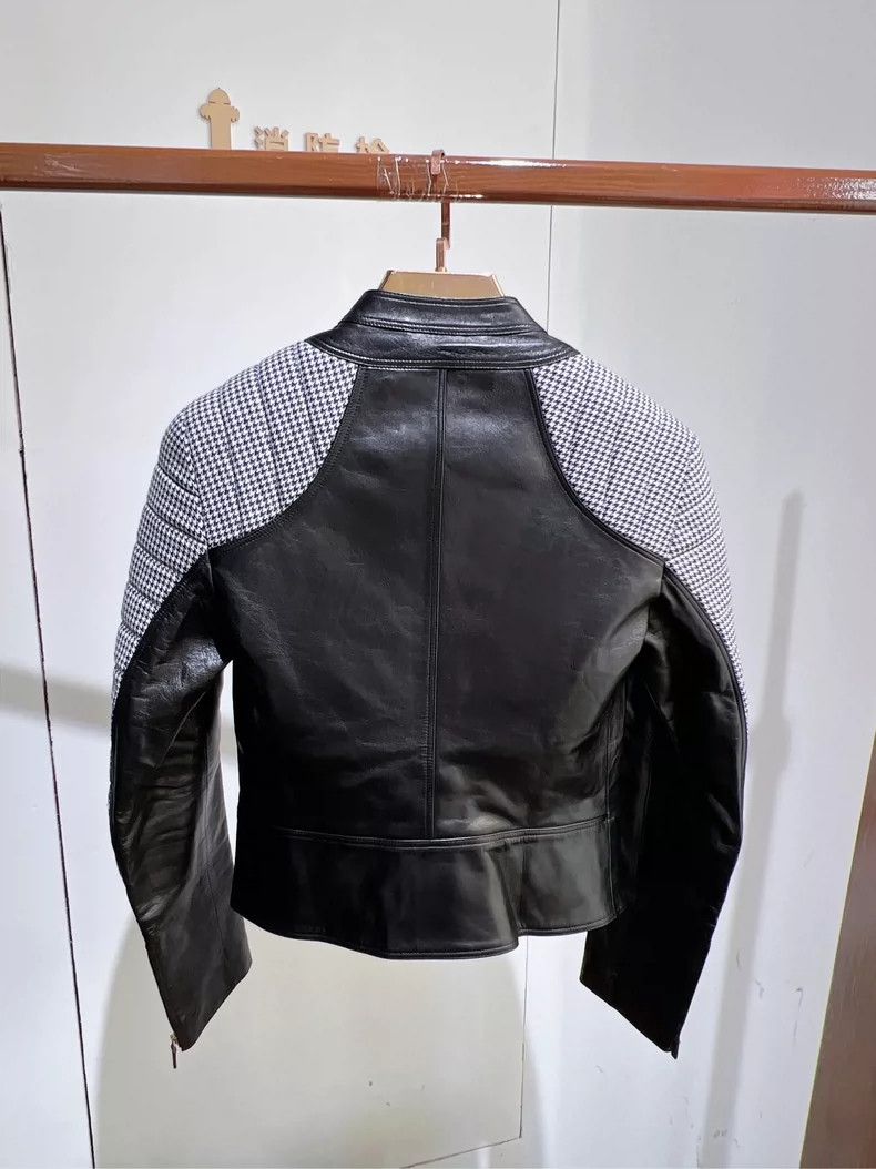 Versace Versace Women's jacket jacket is short Size S / US 4 / IT 40 - 2 Thumbnail