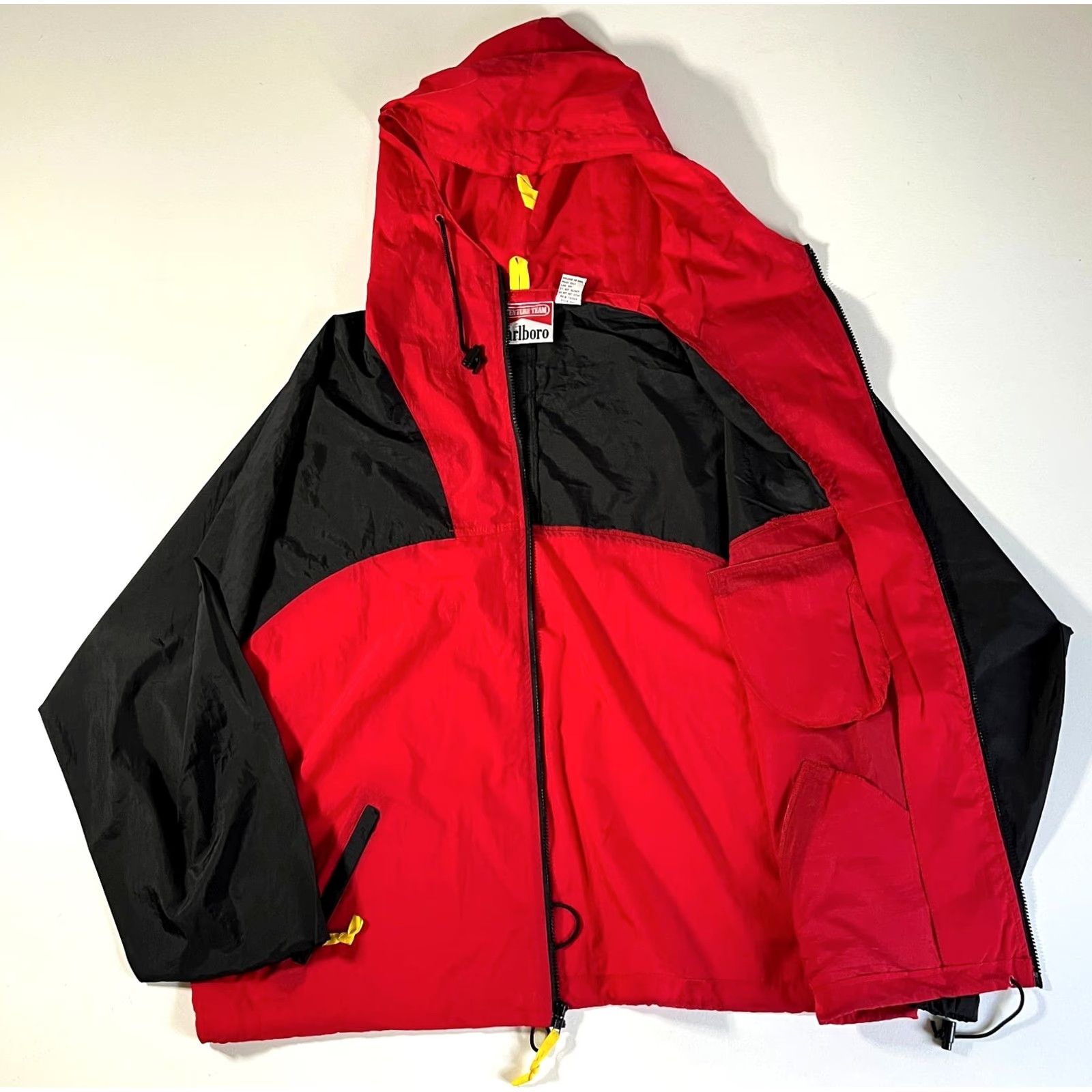 Marlboro Marlboro Adventure Team Men’s Vintage 90s Full Zip Hooded Windbreaker Jacket XL Red Black Nylon Windbreaker Zip Pockets Size US XL / EU 56 / 4 - 5 Thumbnail