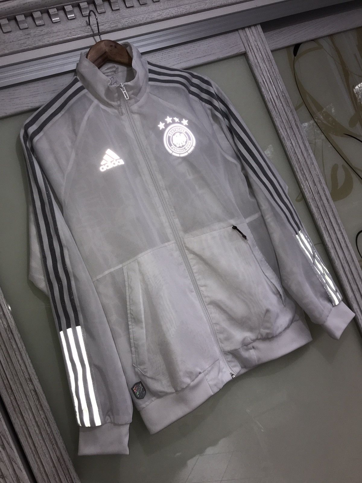 Adidas Germany Euro 2020 Soccer Light Jacket Football Jersey Kit Size US S / EU 44-46 / 1 - 4 Thumbnail