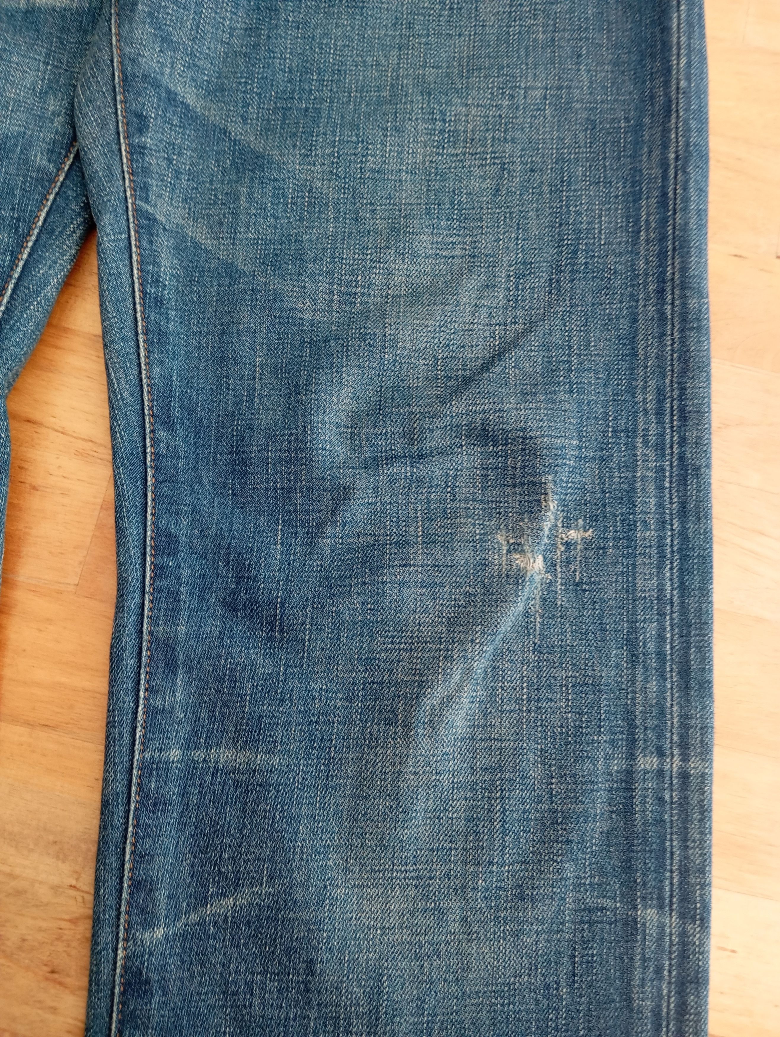 Dior Dior KVA Clawmark indigo jeans Size US 31 - 13 Thumbnail