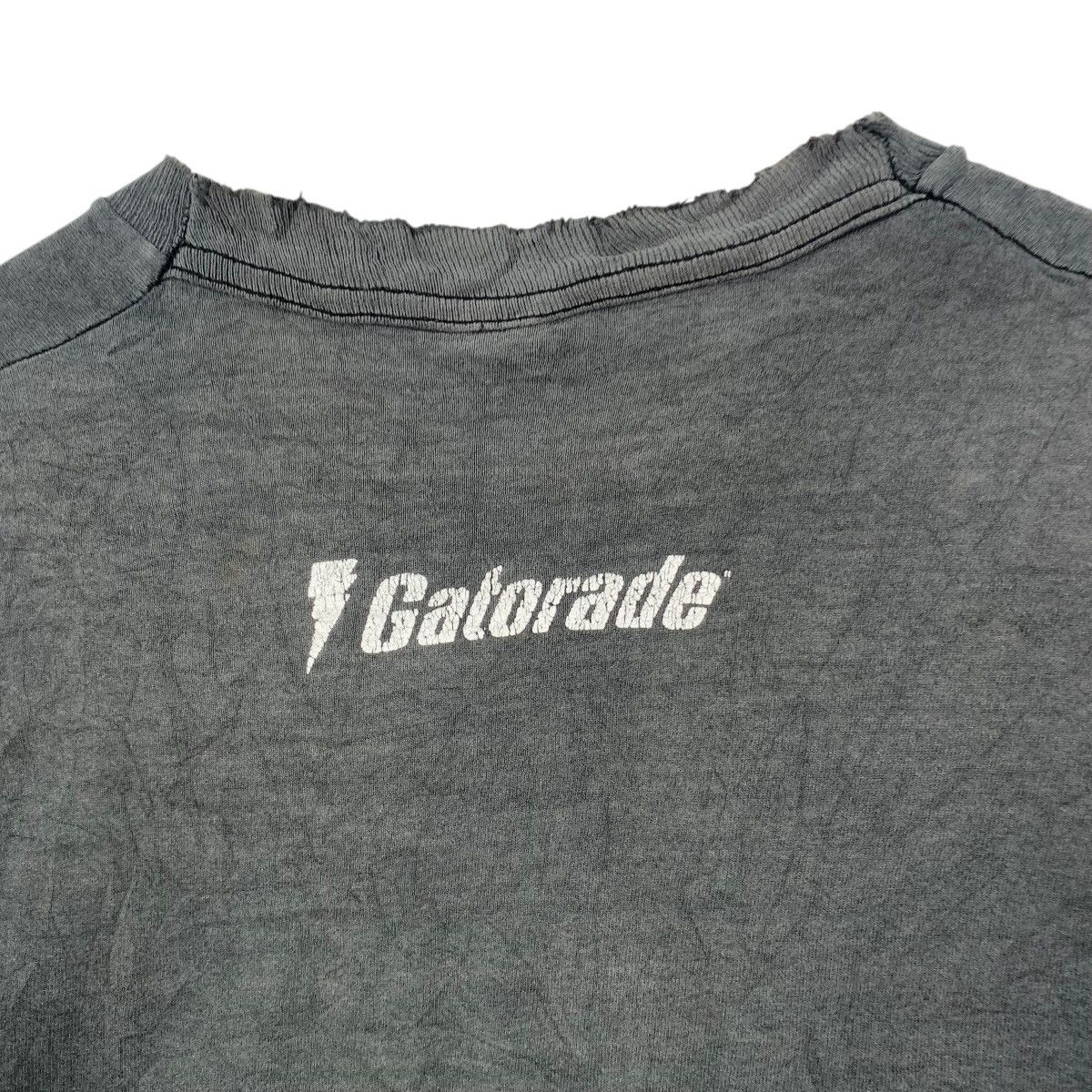 Vintage Vintage 90’ GATORADE ENERGY DRINK Ads Thrashed Tee Shirt Size US M / EU 48-50 / 2 - 7 Thumbnail