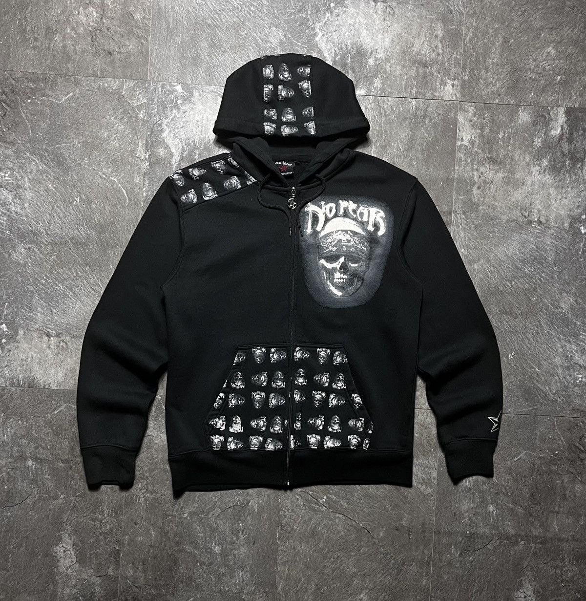 No Fear No Fear Skull Bones Zip Hoodie Japanese Vintage 90s Y2k Size US S / EU 44-46 / 1 - 1 Thumbnail