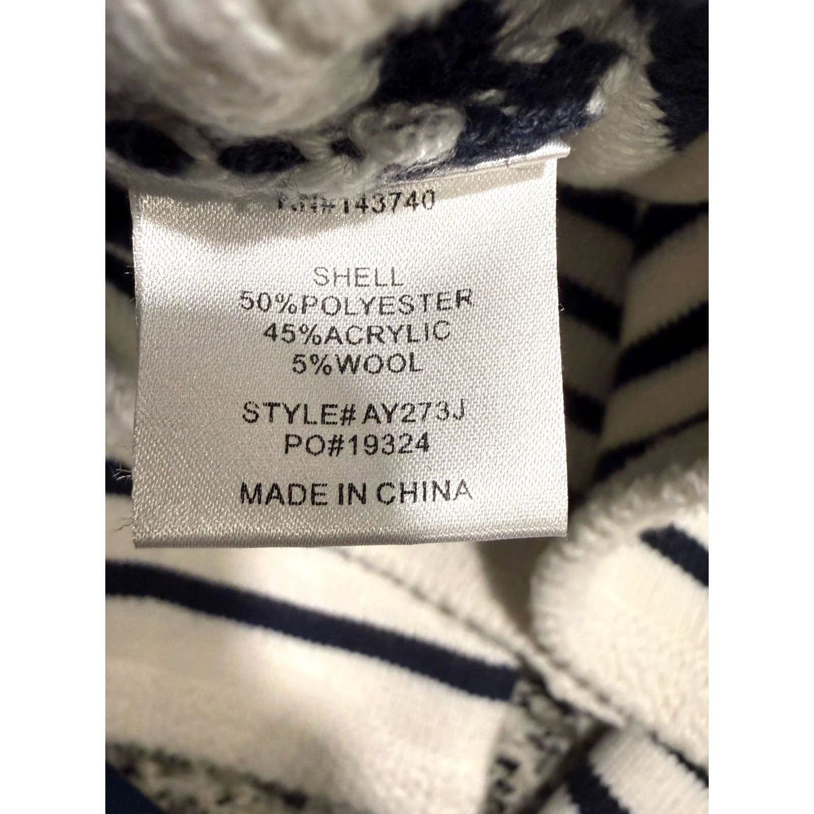Vintage VINTAGE Hyacinth House Maybourne Cardigan White Striped Gold Button XL Women Sweater Size XL / US 12-14 / IT 48-50 - 7 Thumbnail