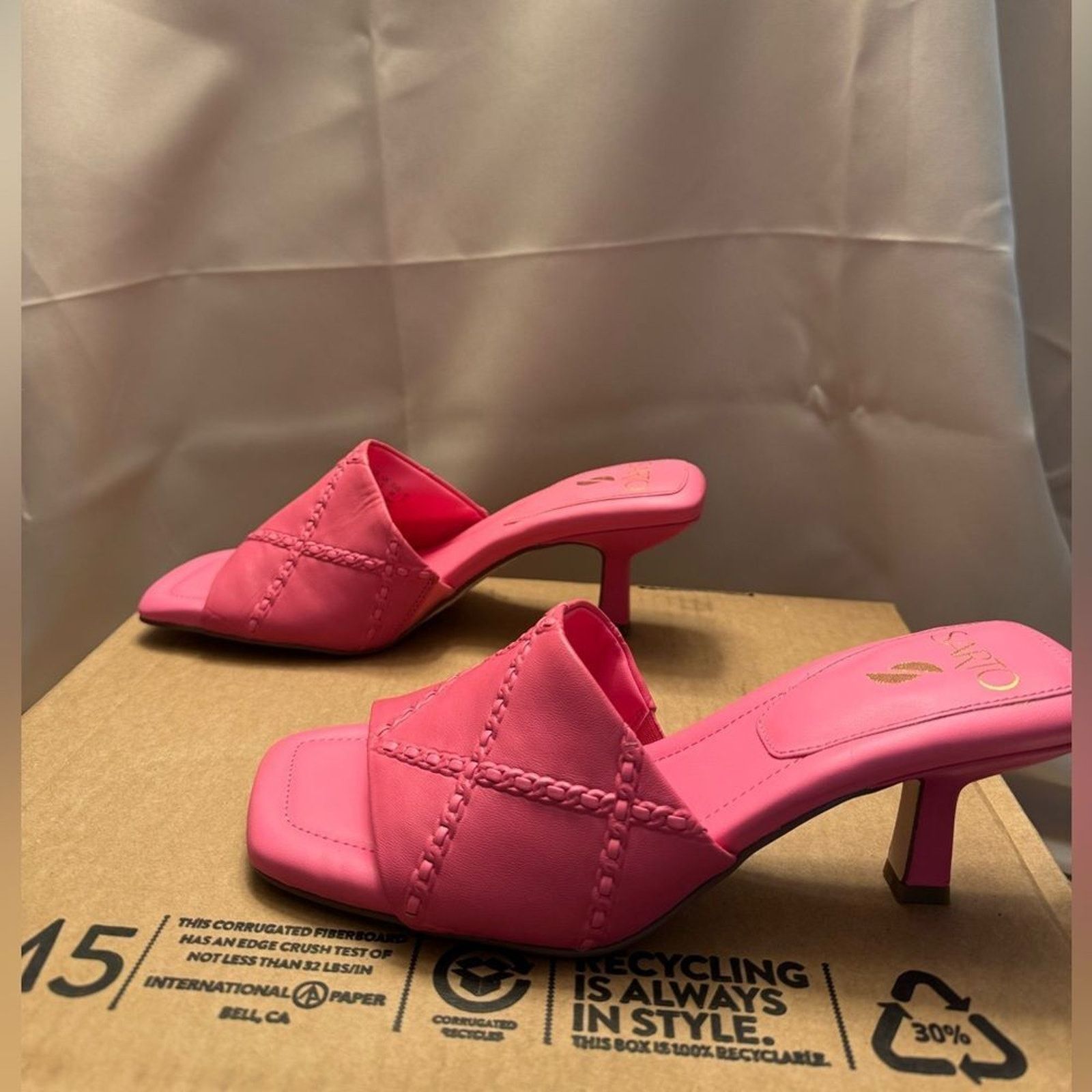 Franco Sarto Franco Sarto Barbiecore Pink square toe quilted leather 8 Size US 8 / IT 38 - 5 Thumbnail