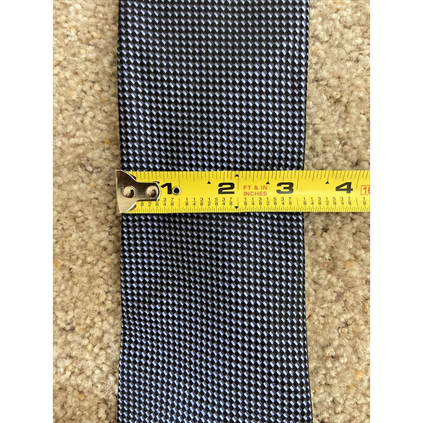 Michael Kors Michael Kors Neck Tie Navy Blue Geometric Pattern 100% Silk Size ONE SIZE - 4 Thumbnail