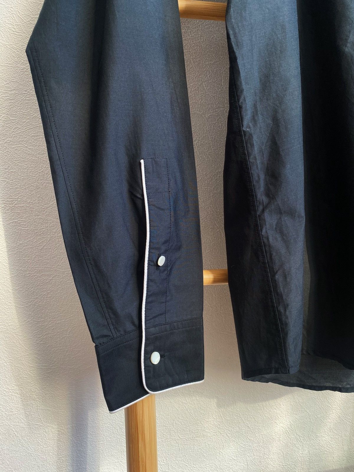 Yves Saint Laurent Yves Saint Laurent Vintage Silk Shirt Made In Italy Size US S / EU 44-46 / 1 - 10 Thumbnail