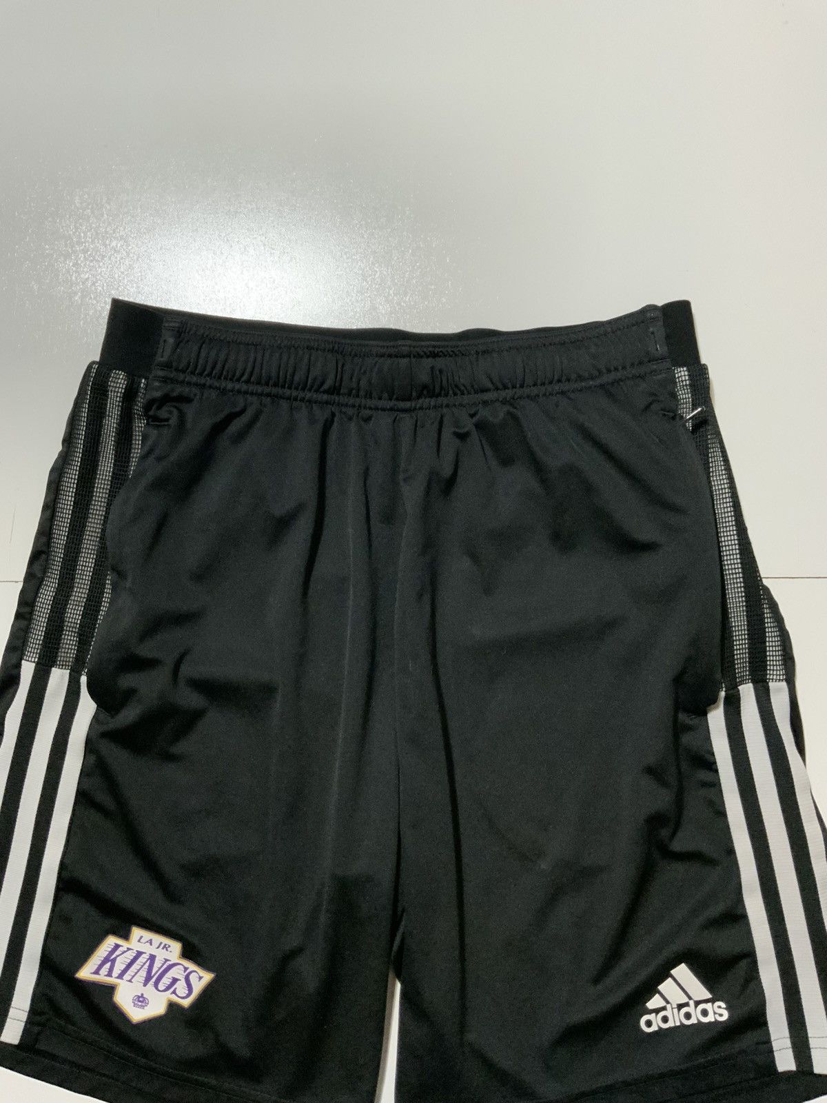 Adidas Adidas X Undefeated Los Angeles Kings 8” Inseam Shorts Size US 34 / EU 50 - 6 Thumbnail