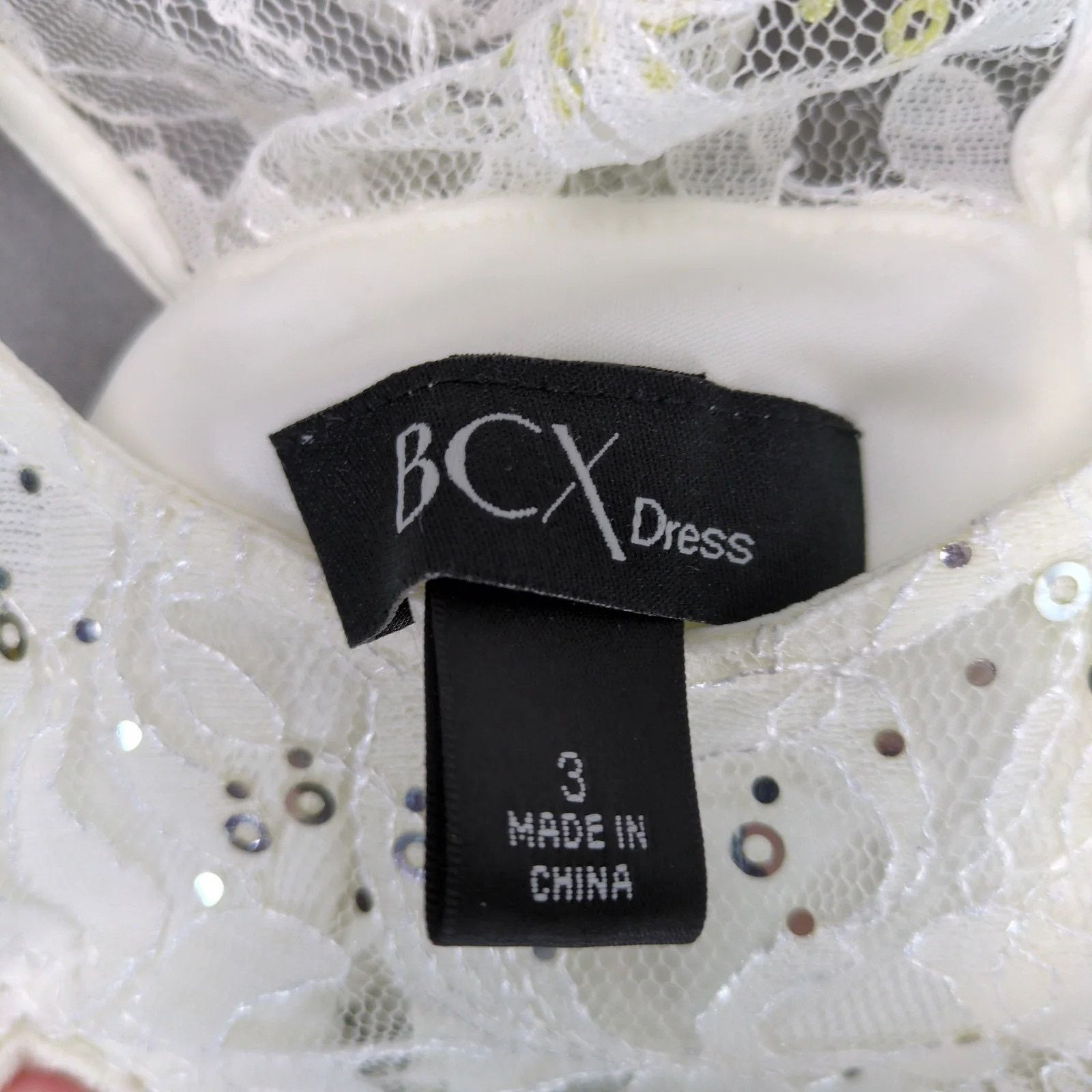 Other BCX Sheer Lace Overlay Off-White Dress Sz 3 Juniors Sequin Size S / US 4 / IT 40 - 3 Thumbnail