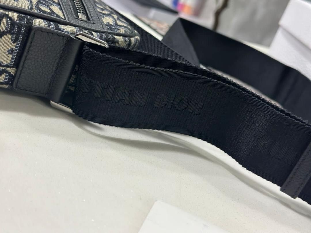 Christian Dior Monsieur × Dior Authentic Christian Dior Oblique Blue Beige Crossbody Bag Size ONE SIZE - 9 Thumbnail