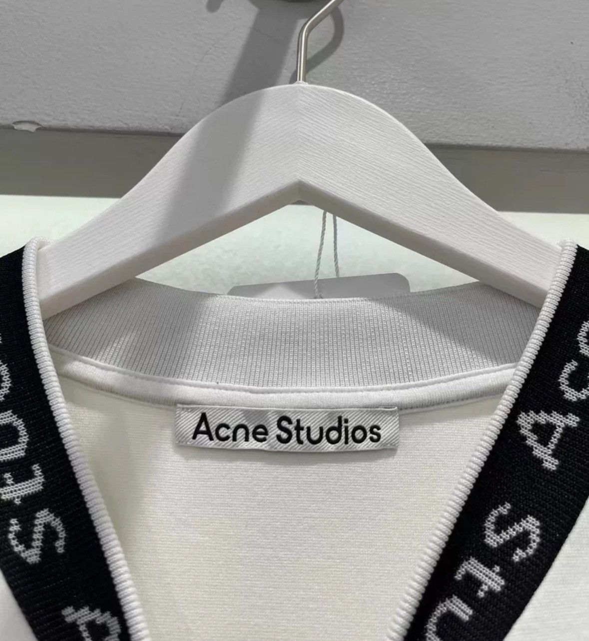 Acne Studios Acne studios collar logo semi high neck short sleeved shirt Size US L / EU 52-54 / 3 - 6 Thumbnail