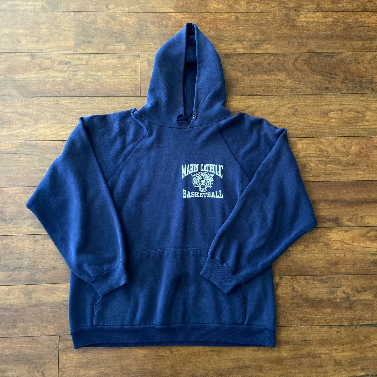 Vintage Vintage 80s Raglan Sweatshirt Size US S / EU 44-46 / 1 - 1 Preview