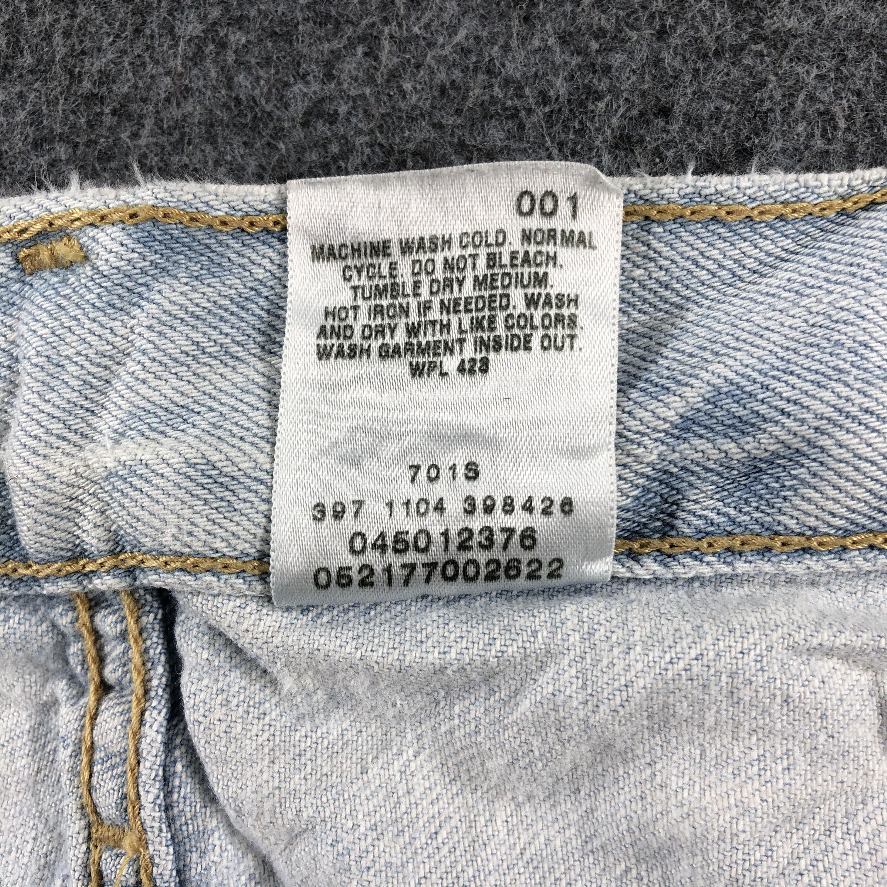 Levi's Vintage Light Wash Levis 501 Jeans-J2658 Size US 33 - 16 Thumbnail