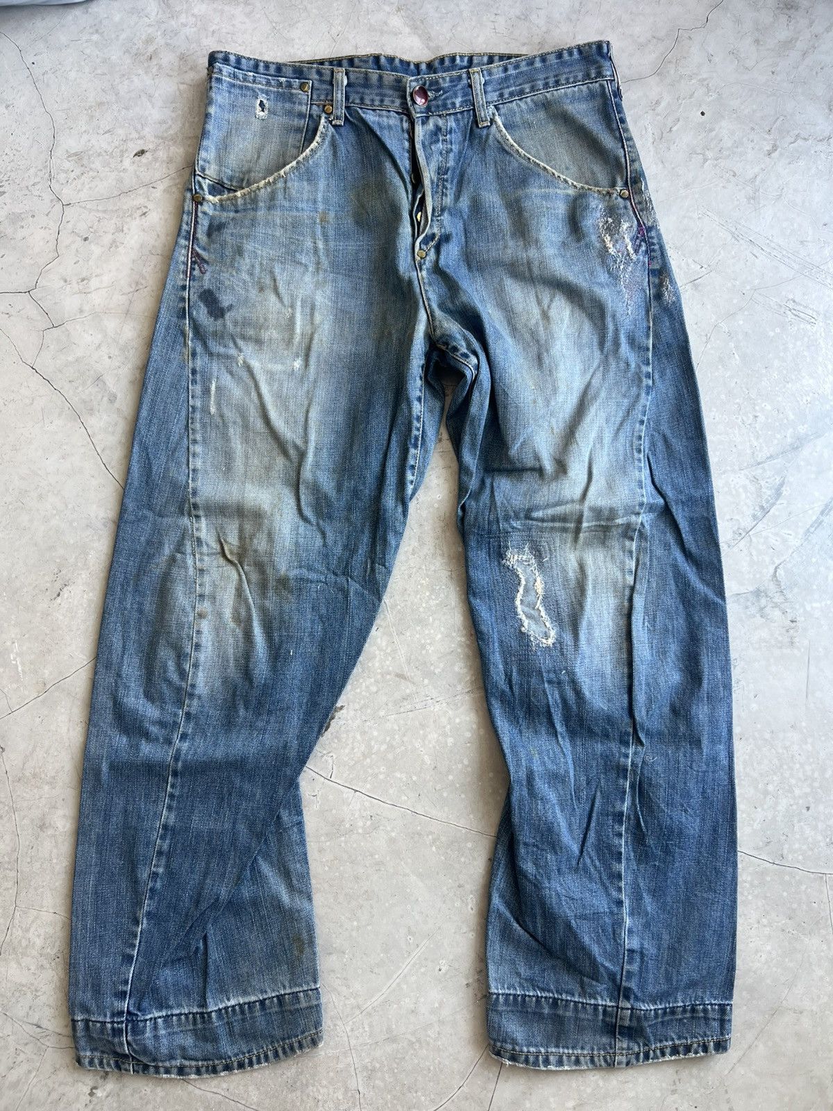 Levis Engineered Jeans Buckle Back Actual 34x30.5