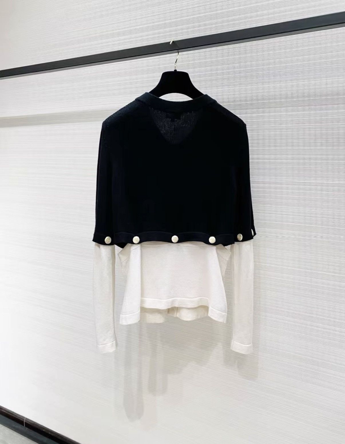 Chanel Chanel Cashmere Cardigan Versatile J33 Size S / US 4 / IT 40 - 2 Thumbnail