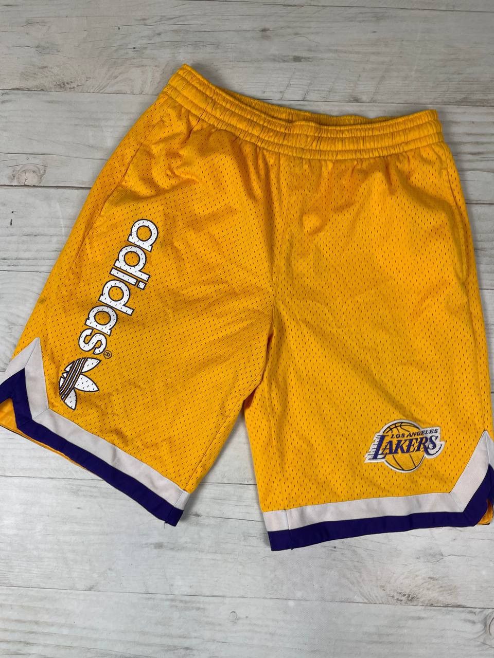 Adidas Adidas Los Angeles Lakers NBA Basketball Shorts Size US 36 / EU 52 - 3 Thumbnail