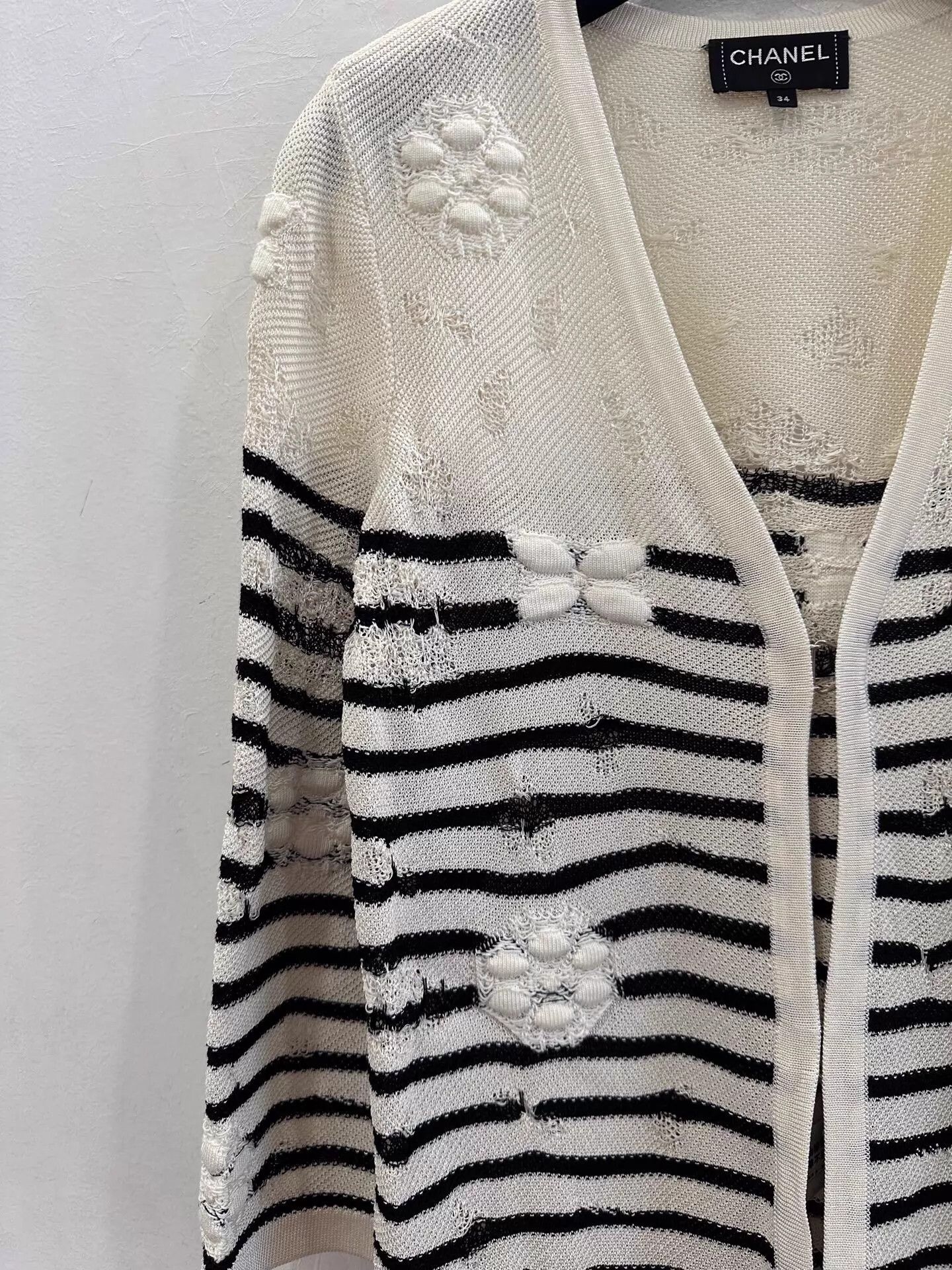 Chanel Chanel women's black white colorblocked striped cardigan Size XS / US 0-2 / IT 36-38 - 3 Thumbnail