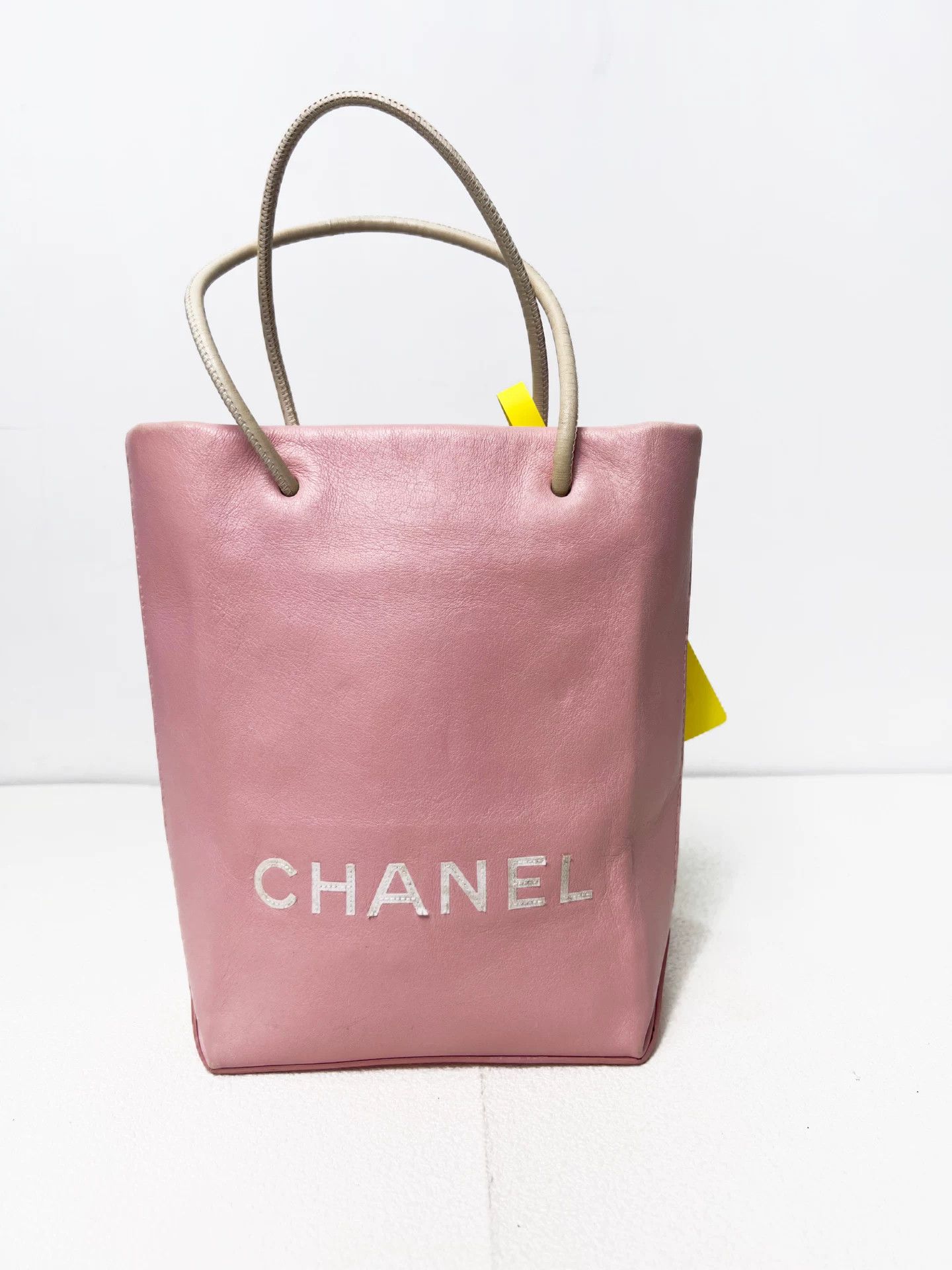 Chanel Pre-loved Bag Very good condition Size ONE SIZE - 1 Thumbnail