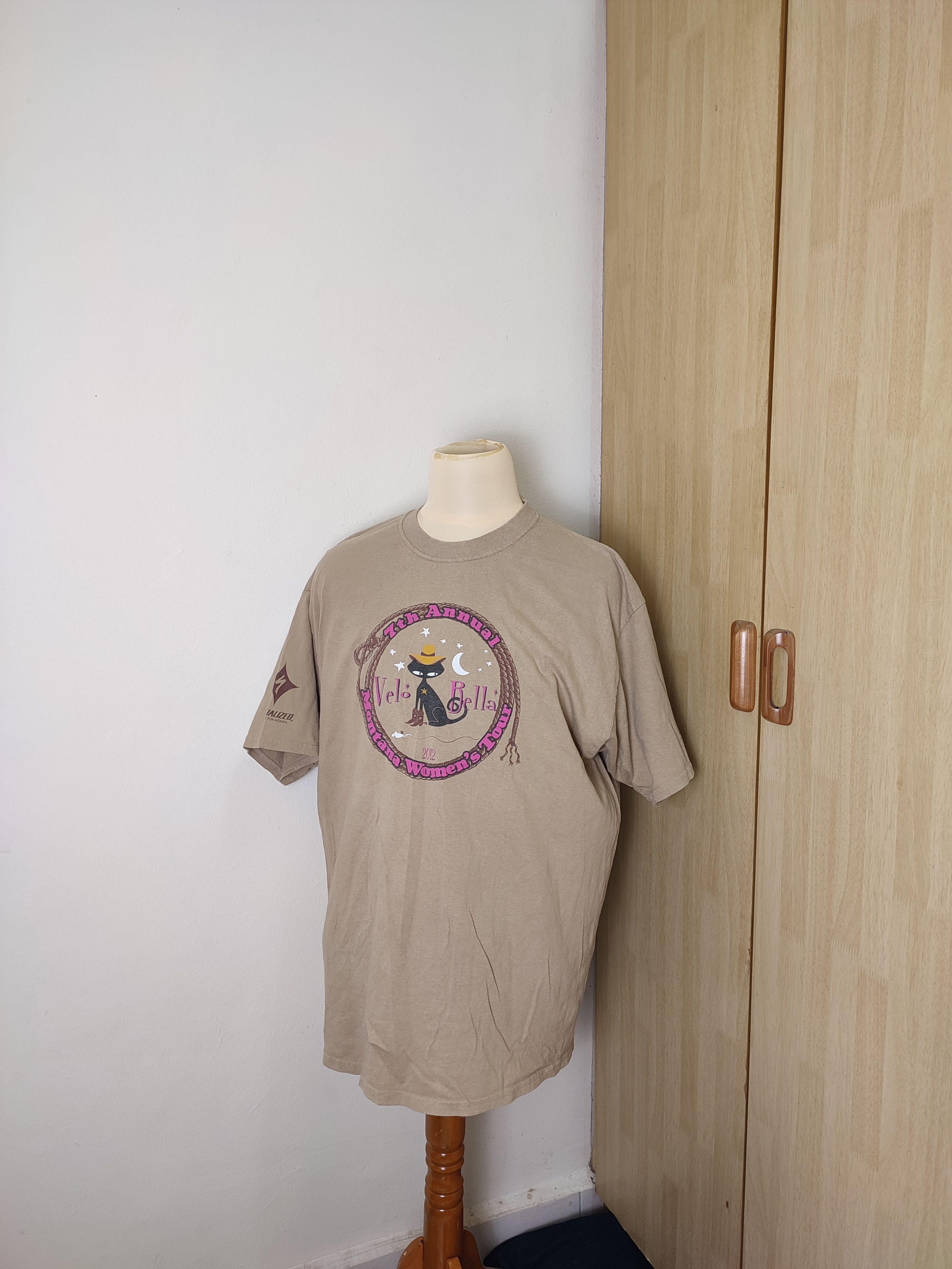 Cartoon Network 💥 Y2K💥 VELO BELLA MONTANA WOMENS TOUR TEE Size US XL / EU 56 / 4 - 2 Thumbnail