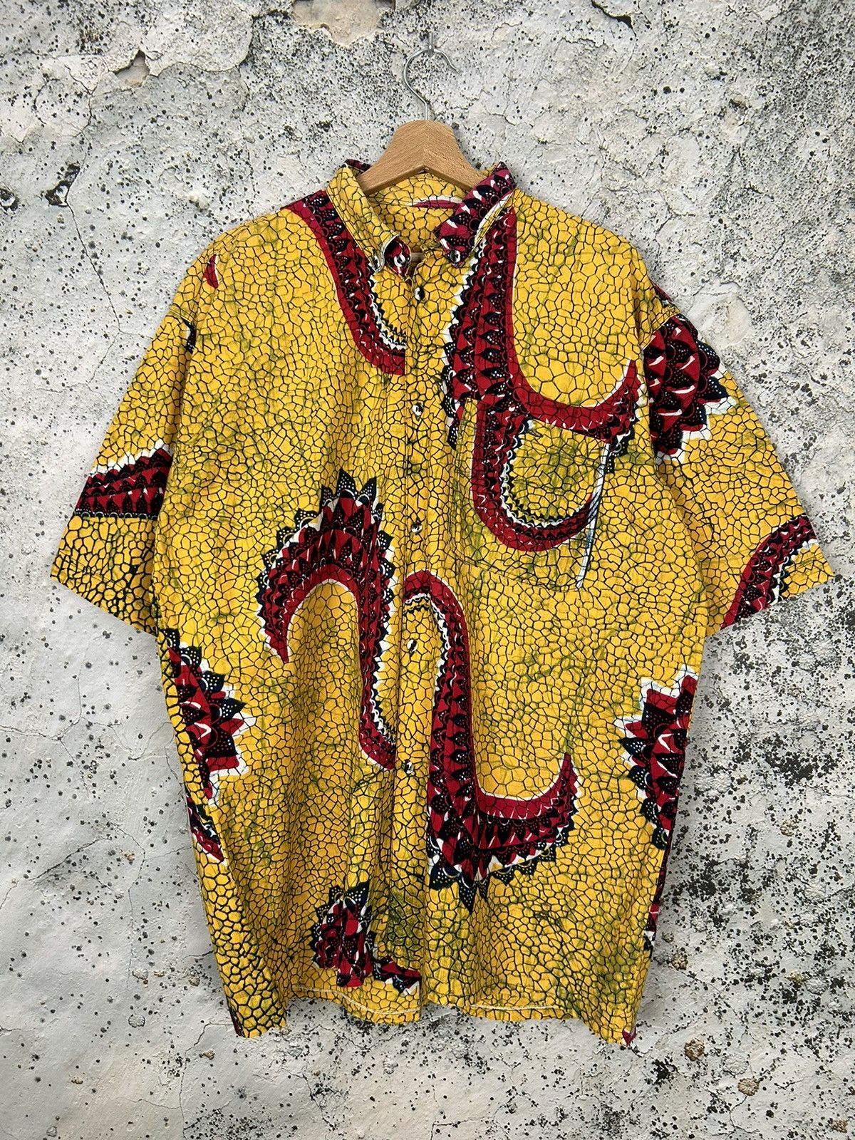 Other Vintage Yellow Hawaiian Shirt 90s Avantgarde Alternative Size US XL / EU 56 / 4 - 1 Thumbnail