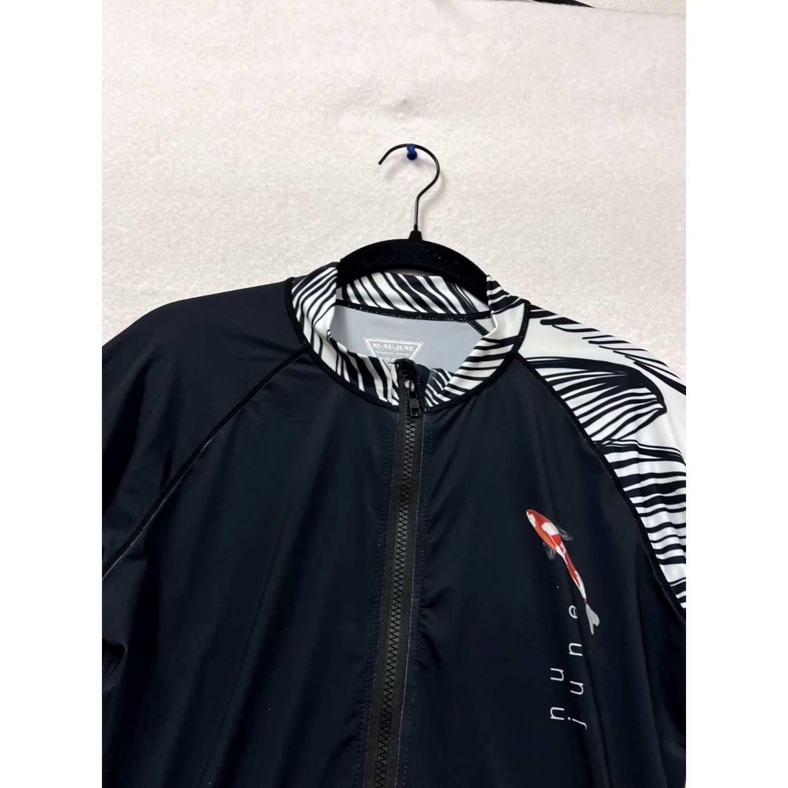 Vintage No-Nu-June Long Sleeve Rash Guard Shirt UPF 50+ Jacket Womens M Black Striped Print ZipUp Jacket Size M / US 6-8 / IT 42-44 - 4 Thumbnail
