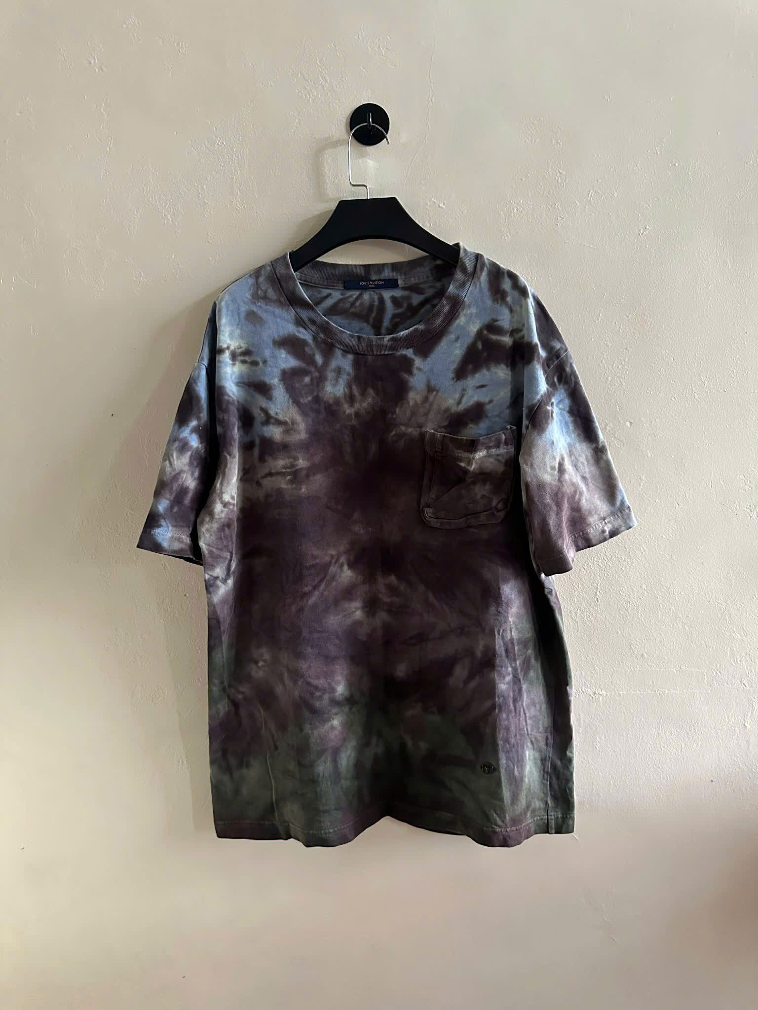 Louis Vuitton LOUIS VUITTON T SHIRT Size US M / EU 48-50 / 2 - 1 Thumbnail