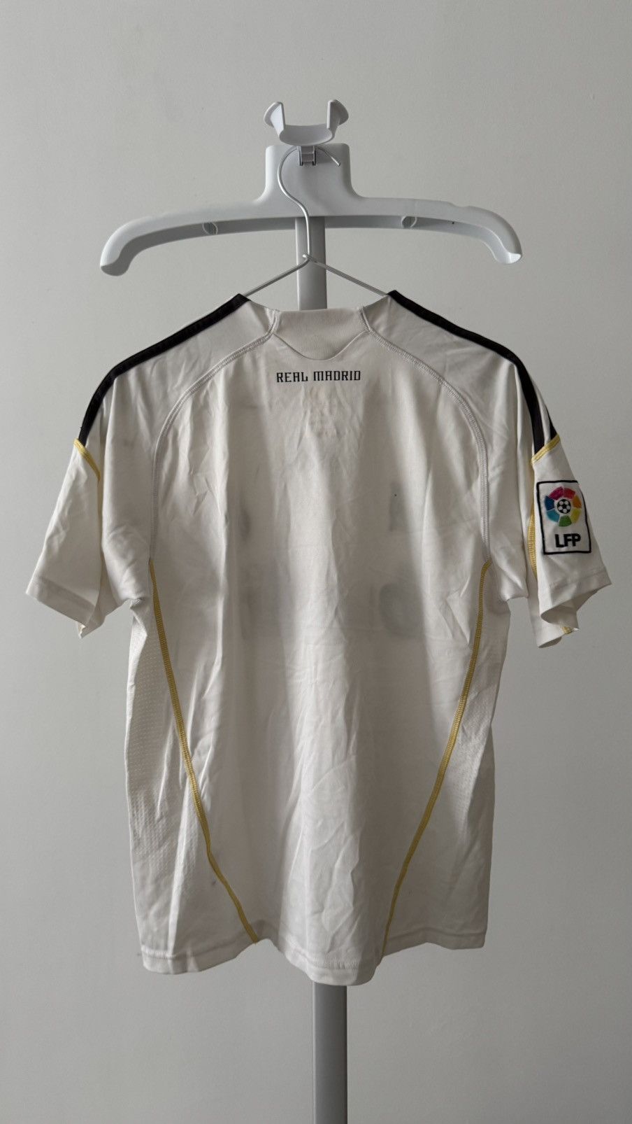 Vintage 2009/2010 Real Madrid Soccer Jersey Size S / US 4 / IT 40 - 11 Thumbnail