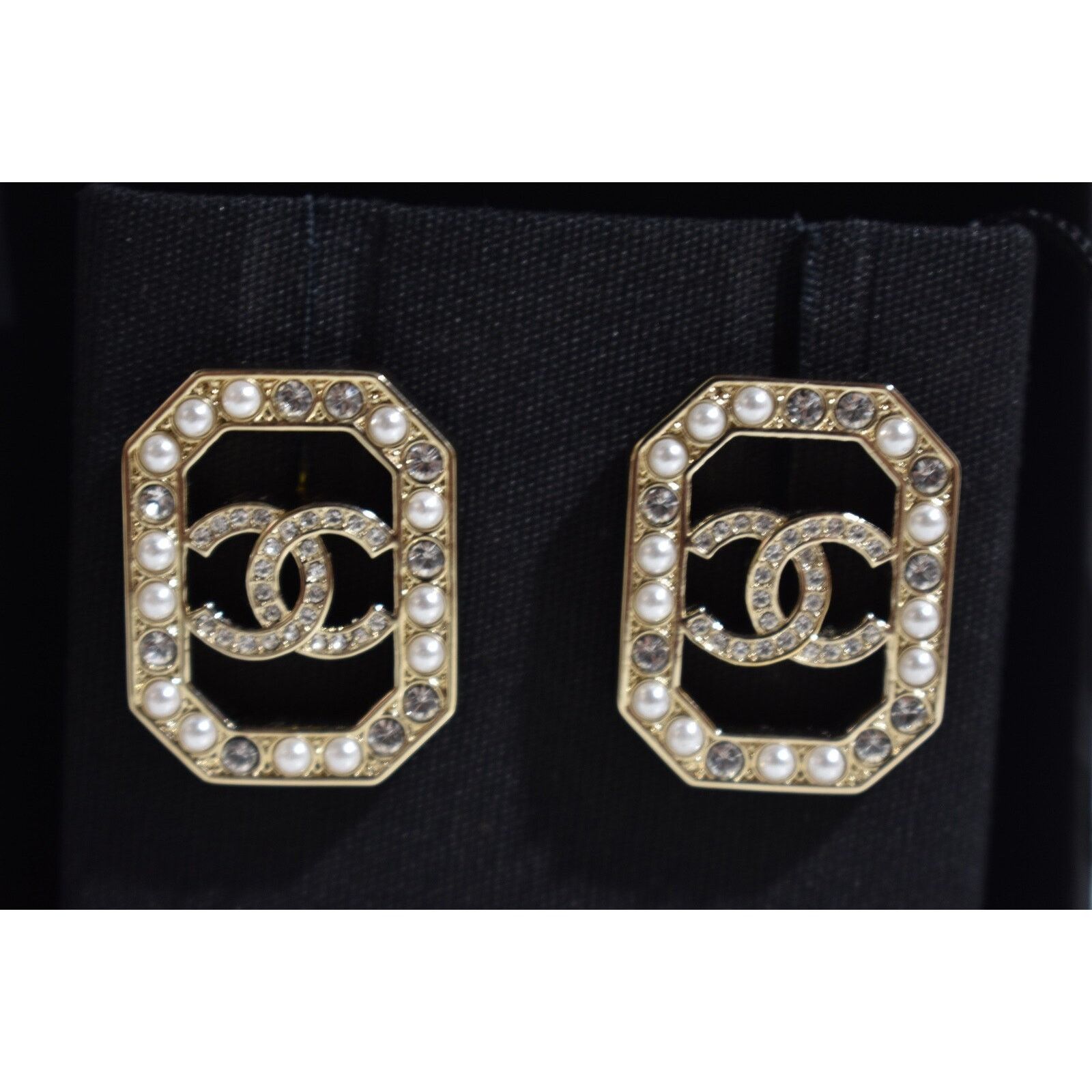 Chanel Chanel Gold Pearl White Crystal Drop Statement Stud Earrings Size ONE SIZE - 7 Thumbnail