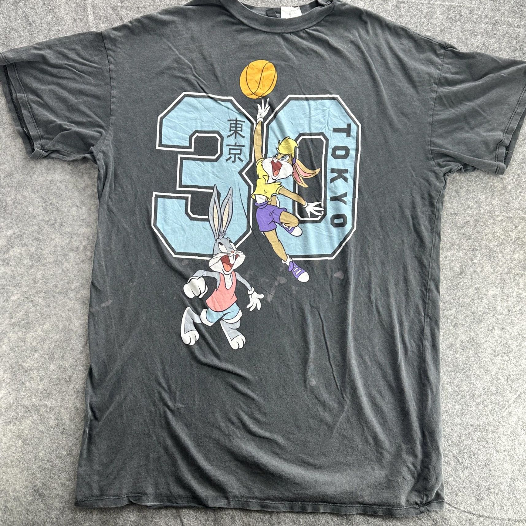 H&M Looney Tunes Tee Mens Medium Black Bugs Bunny Lola Bunny Basketball Tokyo H&M Divided Graphic Print Shirt Size US M / EU 48-50 / 2 - 2 Thumbnail
