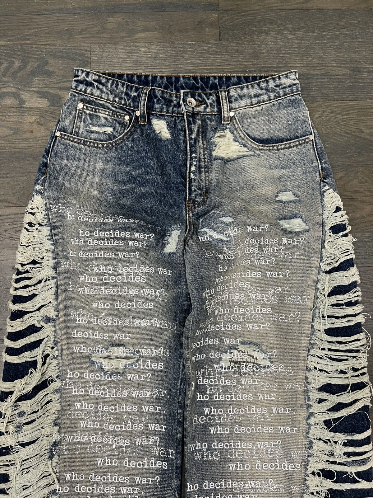 Who Decides War ULTRA FLARE SCRIPTURE DENIM Size US 30 / EU 46 - 4 Thumbnail