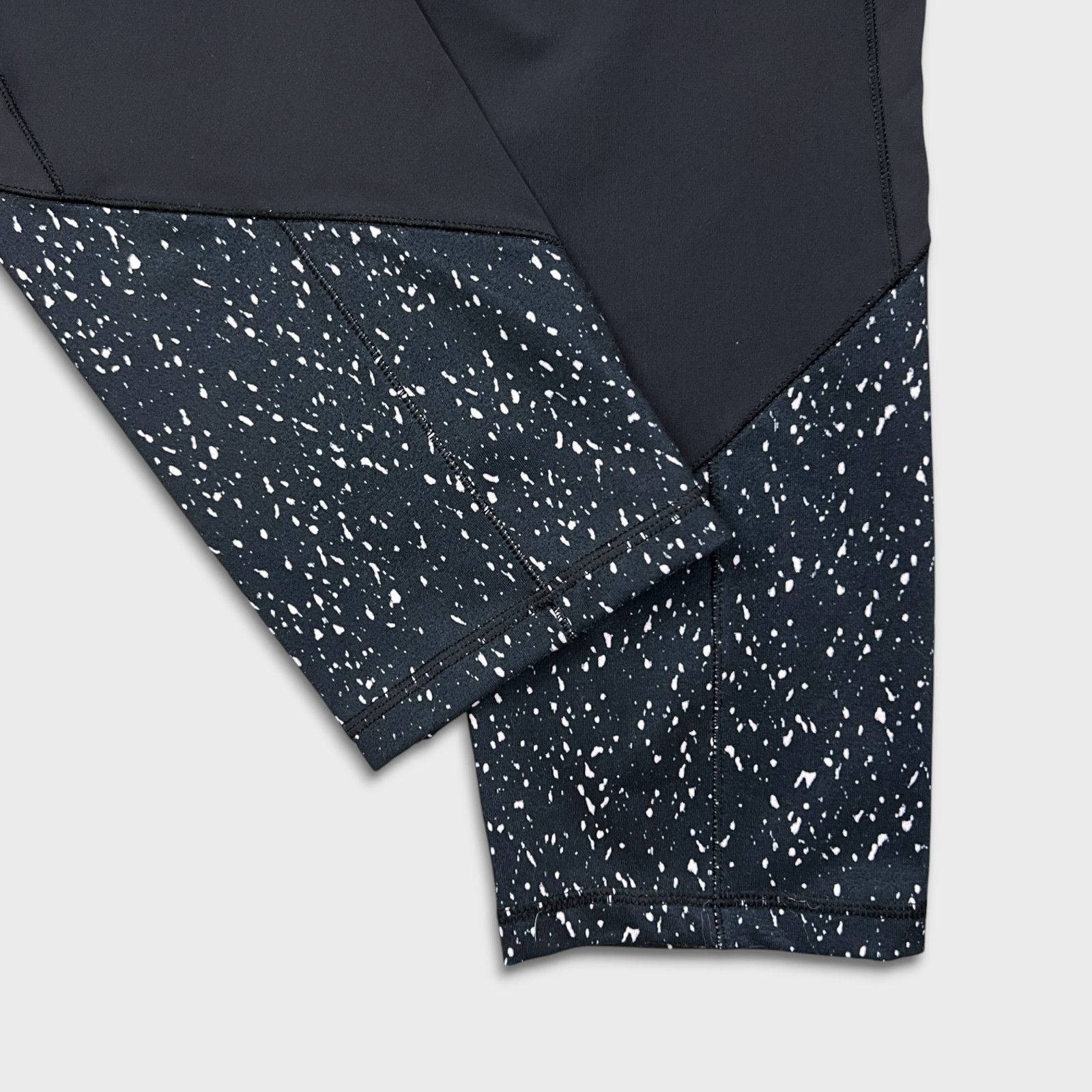 Lululemon Lululemon Give Me Qi Crop Size 12 Medium Rise Yoga Leggings Size 34" / US 12 / IT 48 - 6 Thumbnail