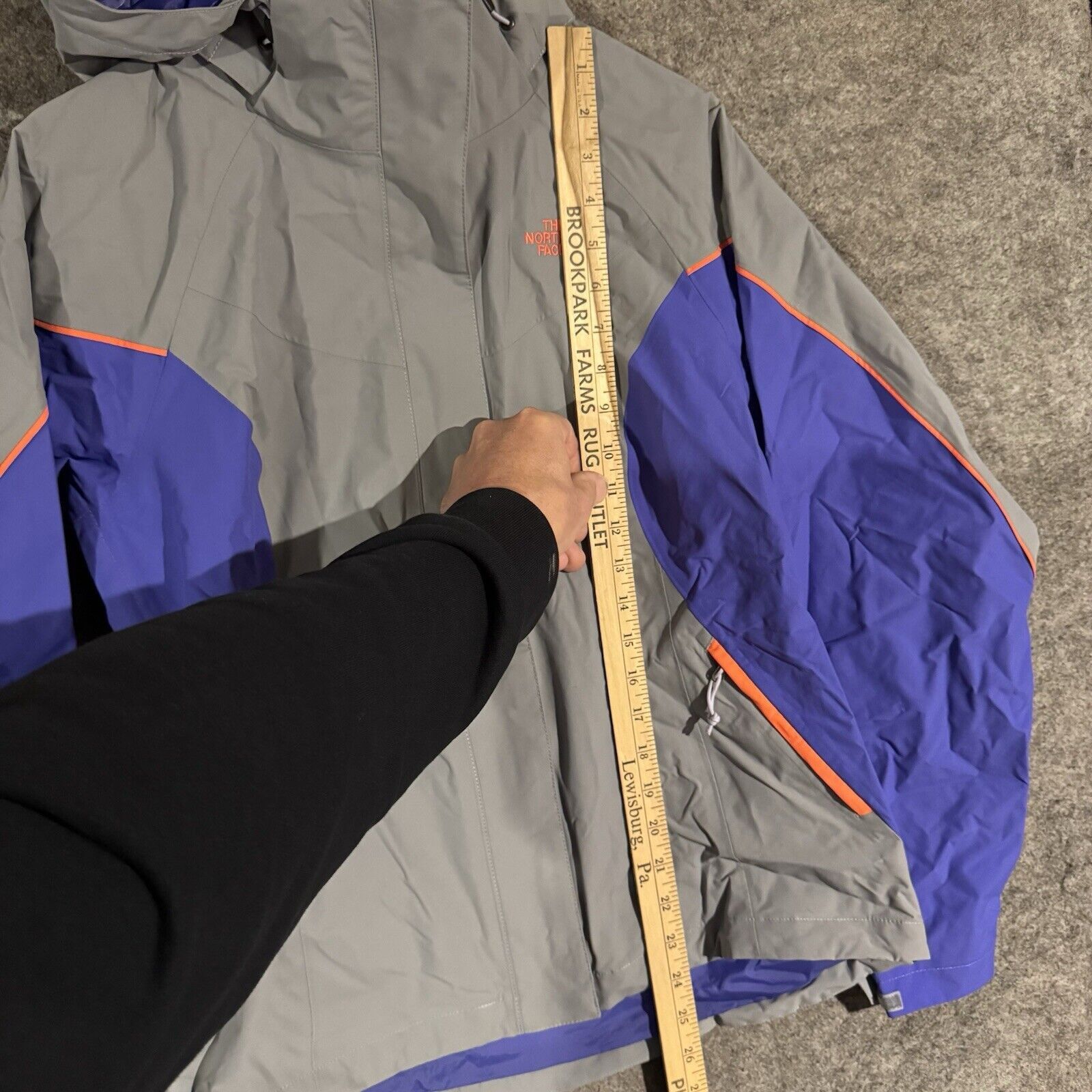 The North Face The North Face Hoodie Jacket Womens Small Windbreaker 2015 Size S / US 4 / IT 40 - 6 Thumbnail