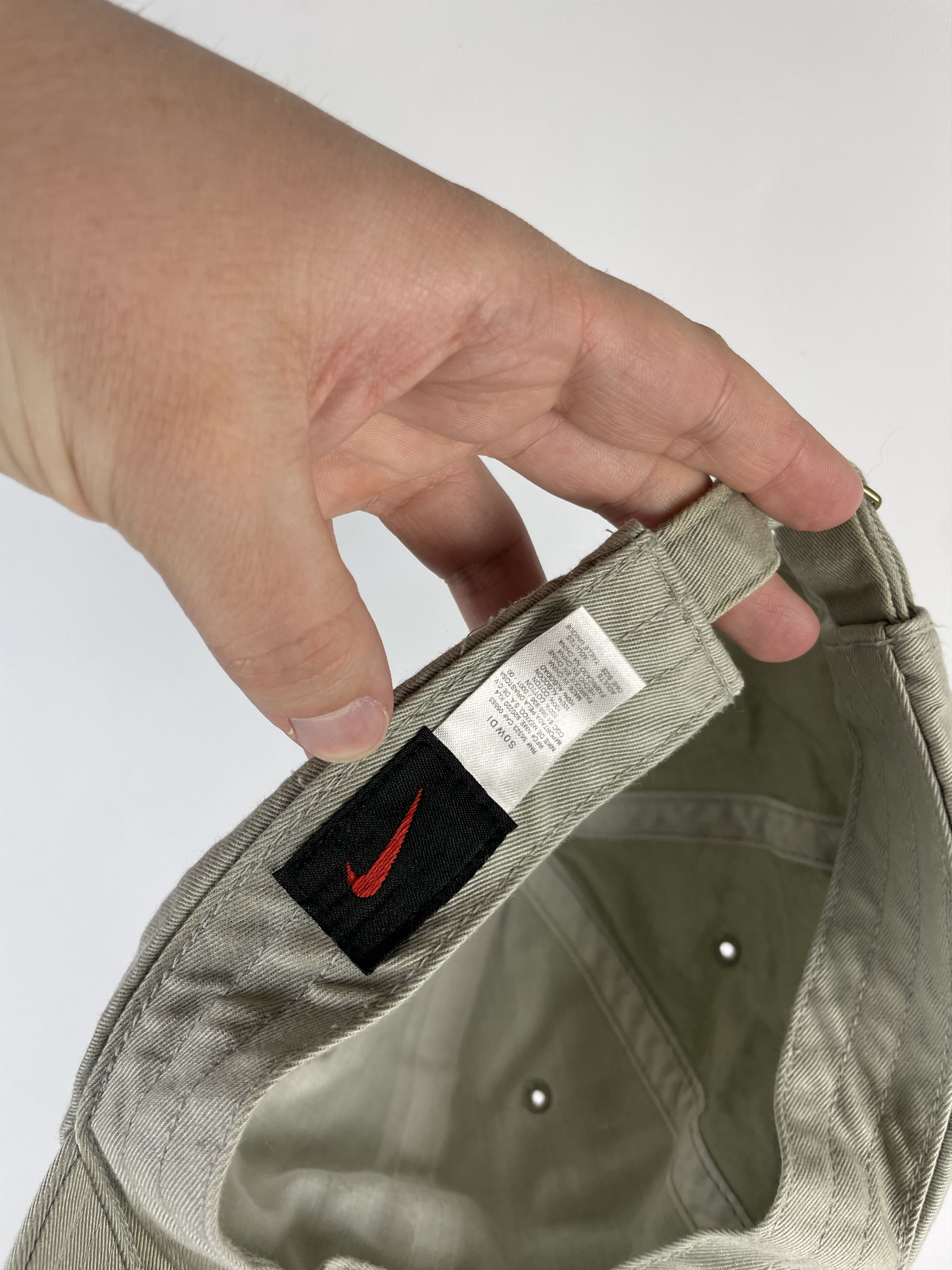 Nike Vintage Nike Cap Size ONE SIZE - 7 Thumbnail
