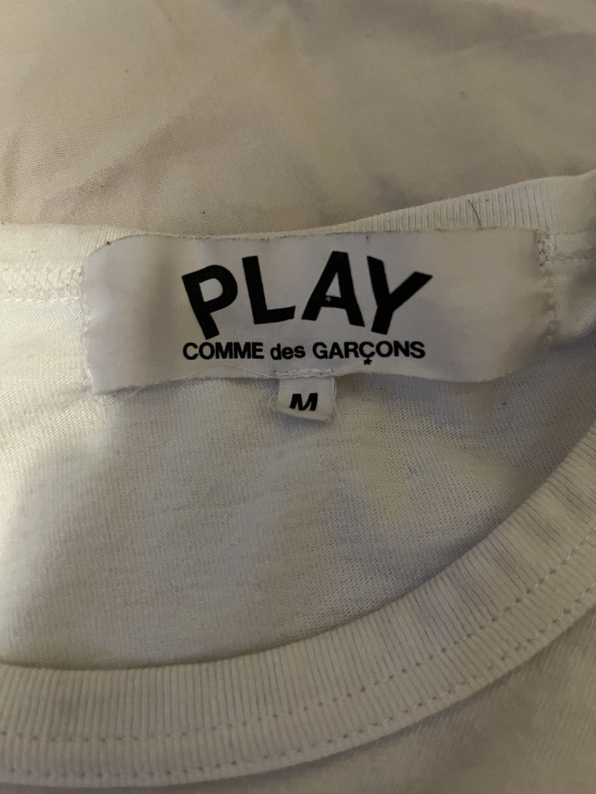 Comme des Garcons × Comme des Garcons PLAY × Comme des Garcons SHIRT Comme des Garcons PLAY Play Red Heart Emblem T-shirt Size US M / EU 48-50 / 2 - 3 Thumbnail